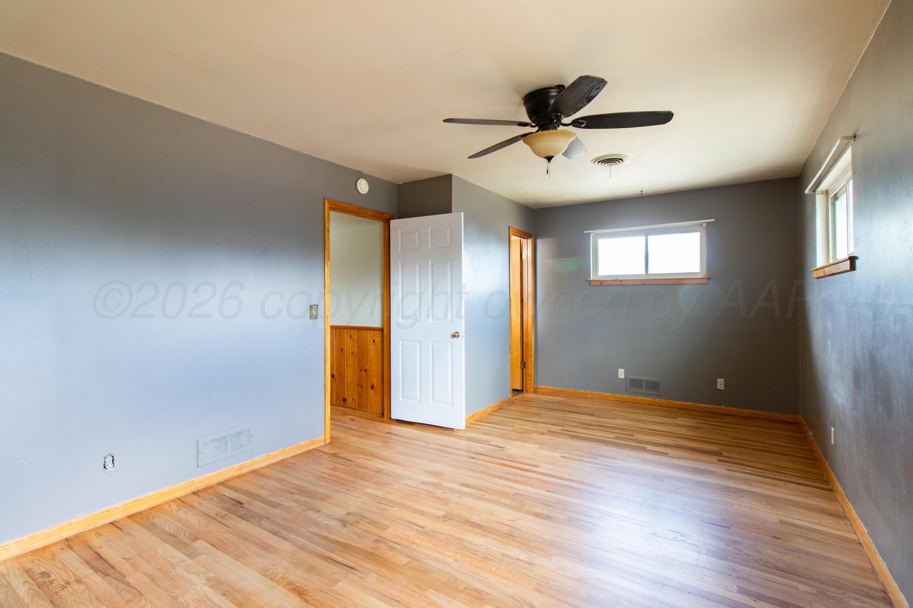 4021 Spark Street Property Photo 24