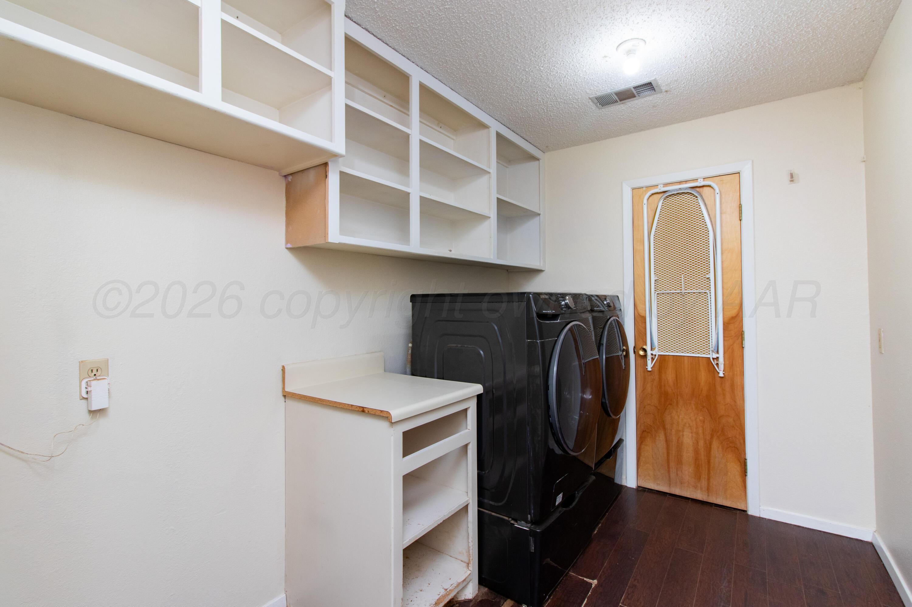 4021 Spark Street Property Photo 26
