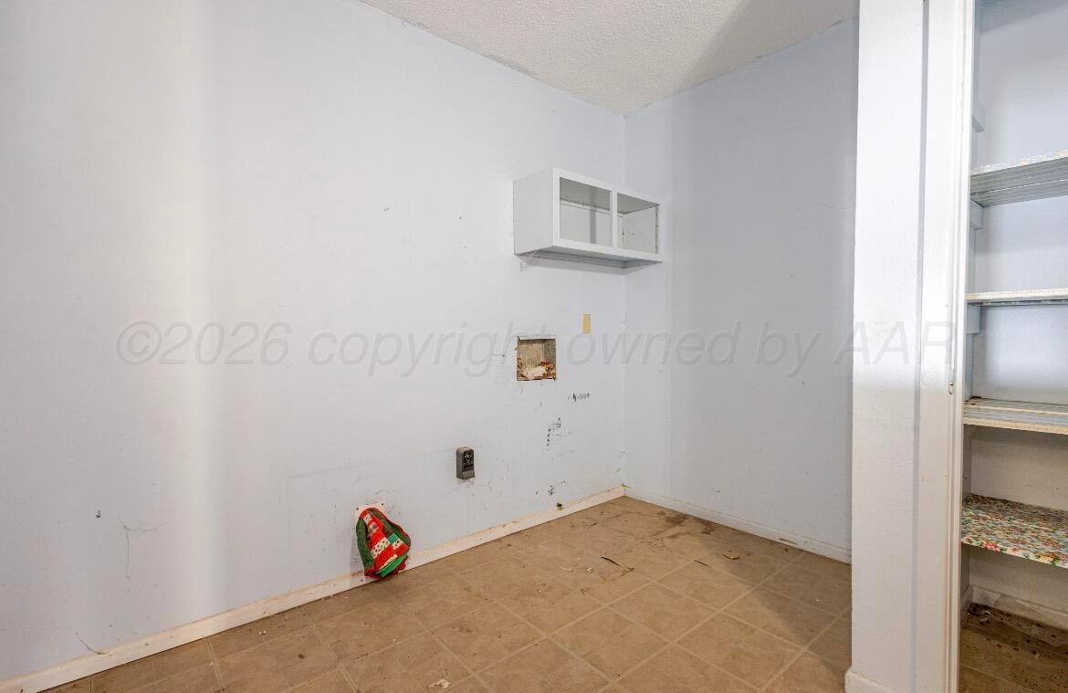 220 Nw 11th Street Property Photo 10