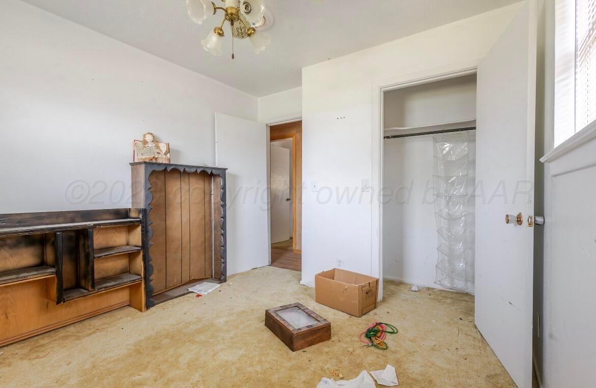 220 Nw 11th Street Property Photo 17