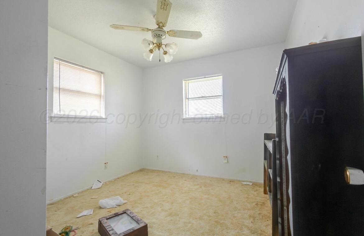 220 Nw 11th Street Property Photo 19