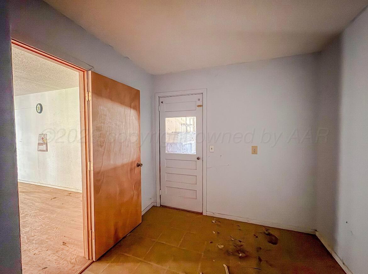 220 Nw 11th Street Property Photo 20