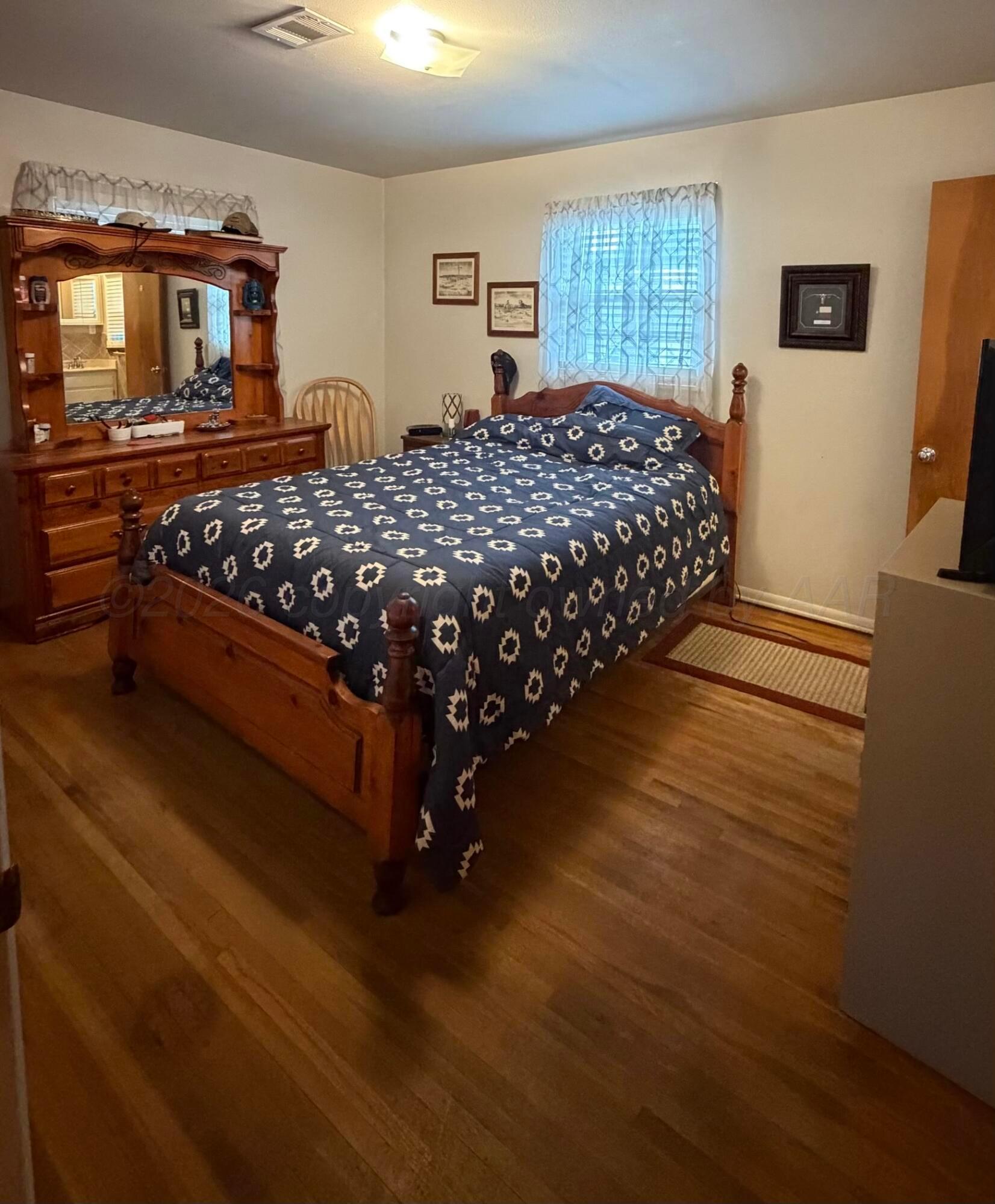 333 Hudson Avenue Property Photo 18