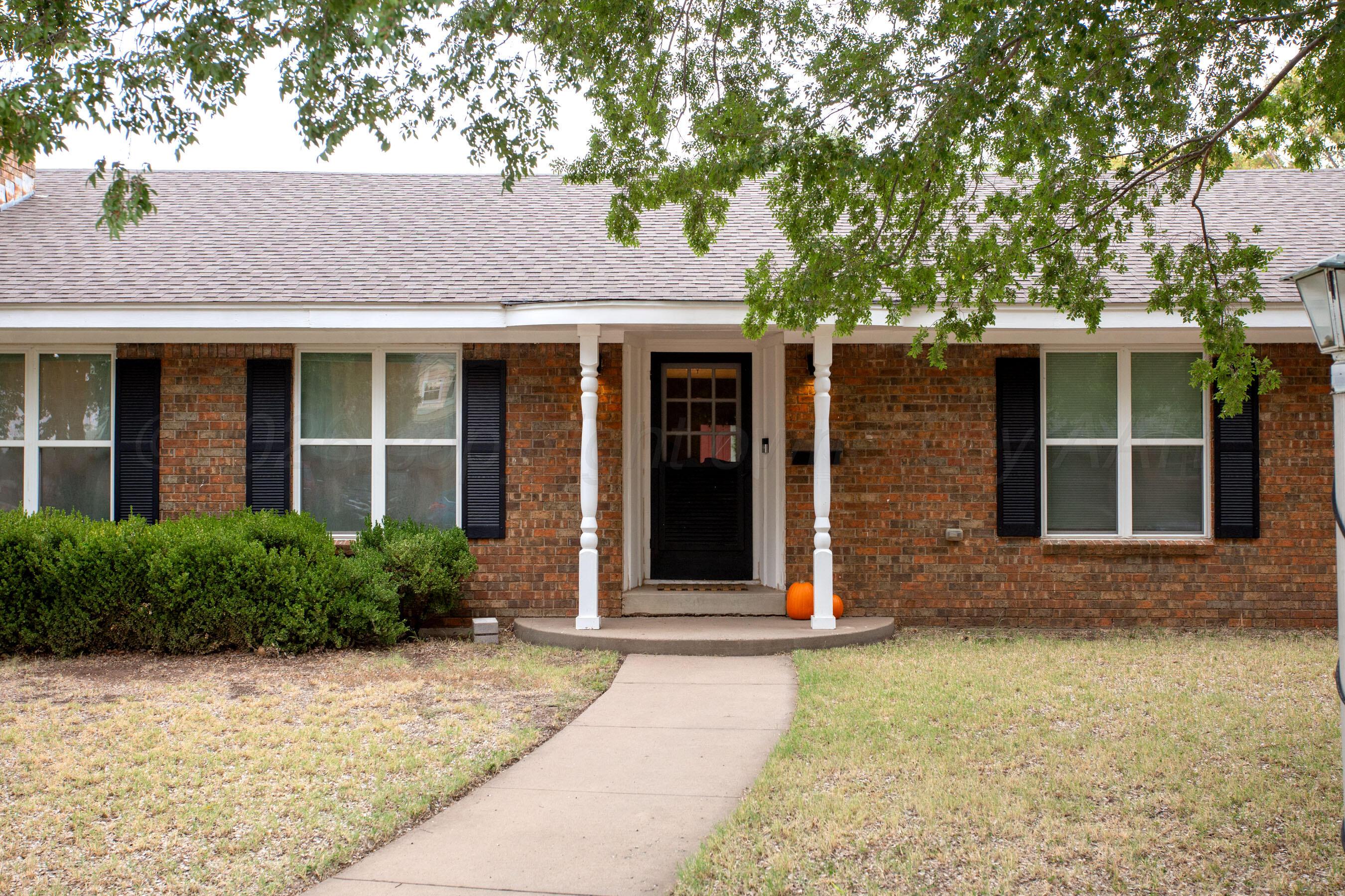 4001 Tucson Drive Property Photo 2
