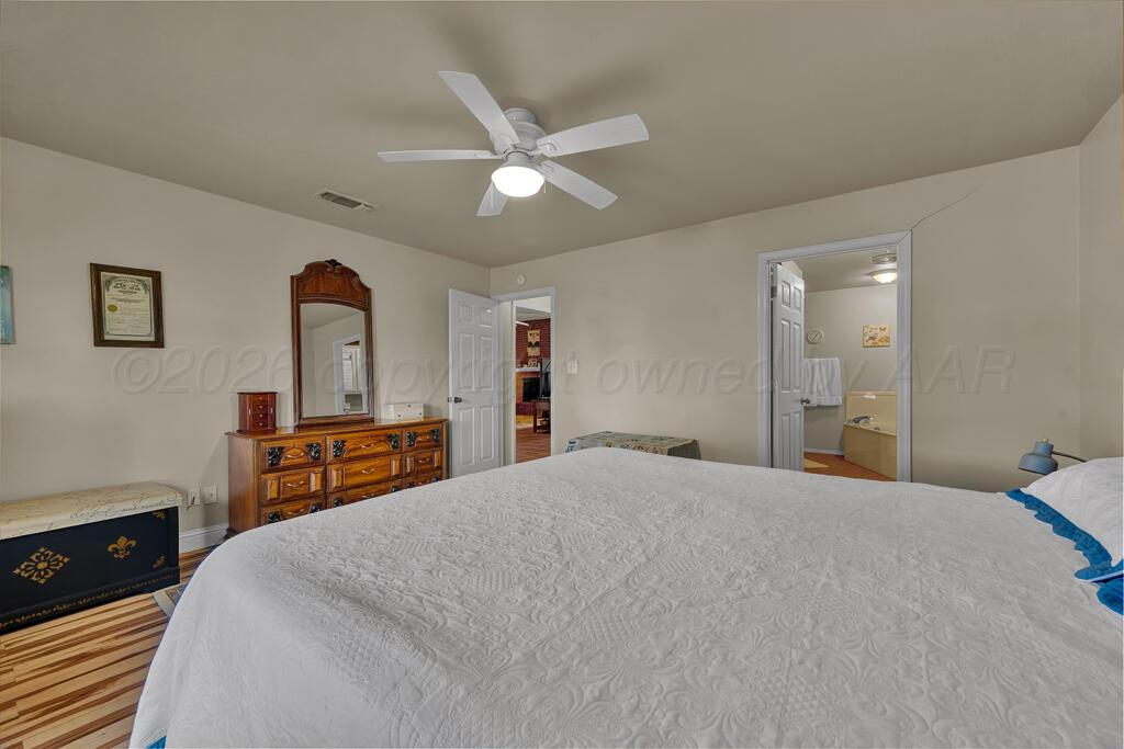 303 Alamo Street Property Photo 17