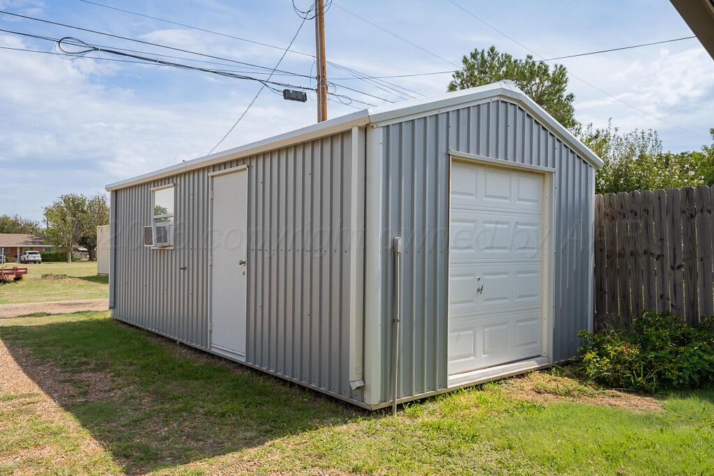 303 Alamo Street Property Photo 29