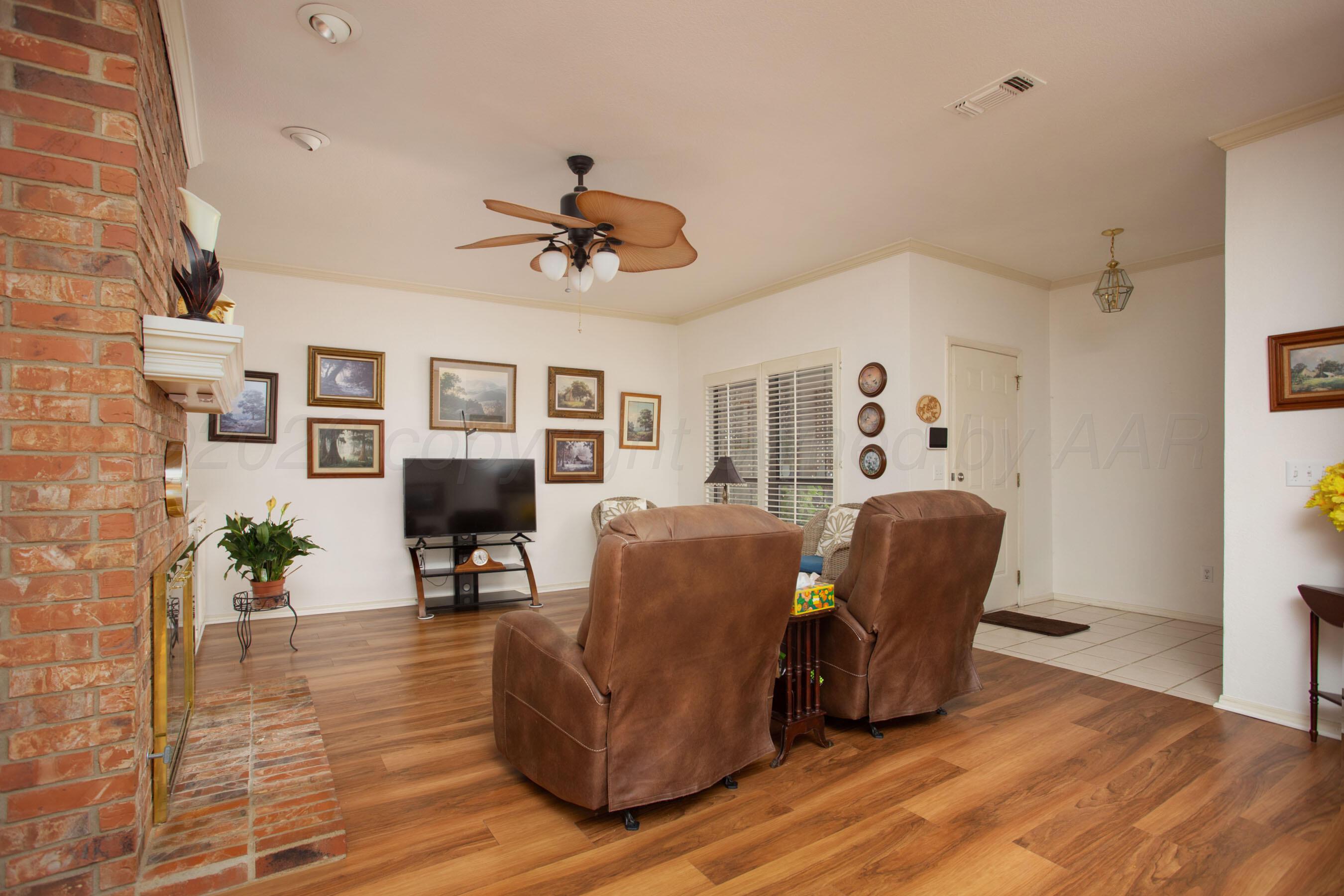 3511 W Point Drive Property Photo 5