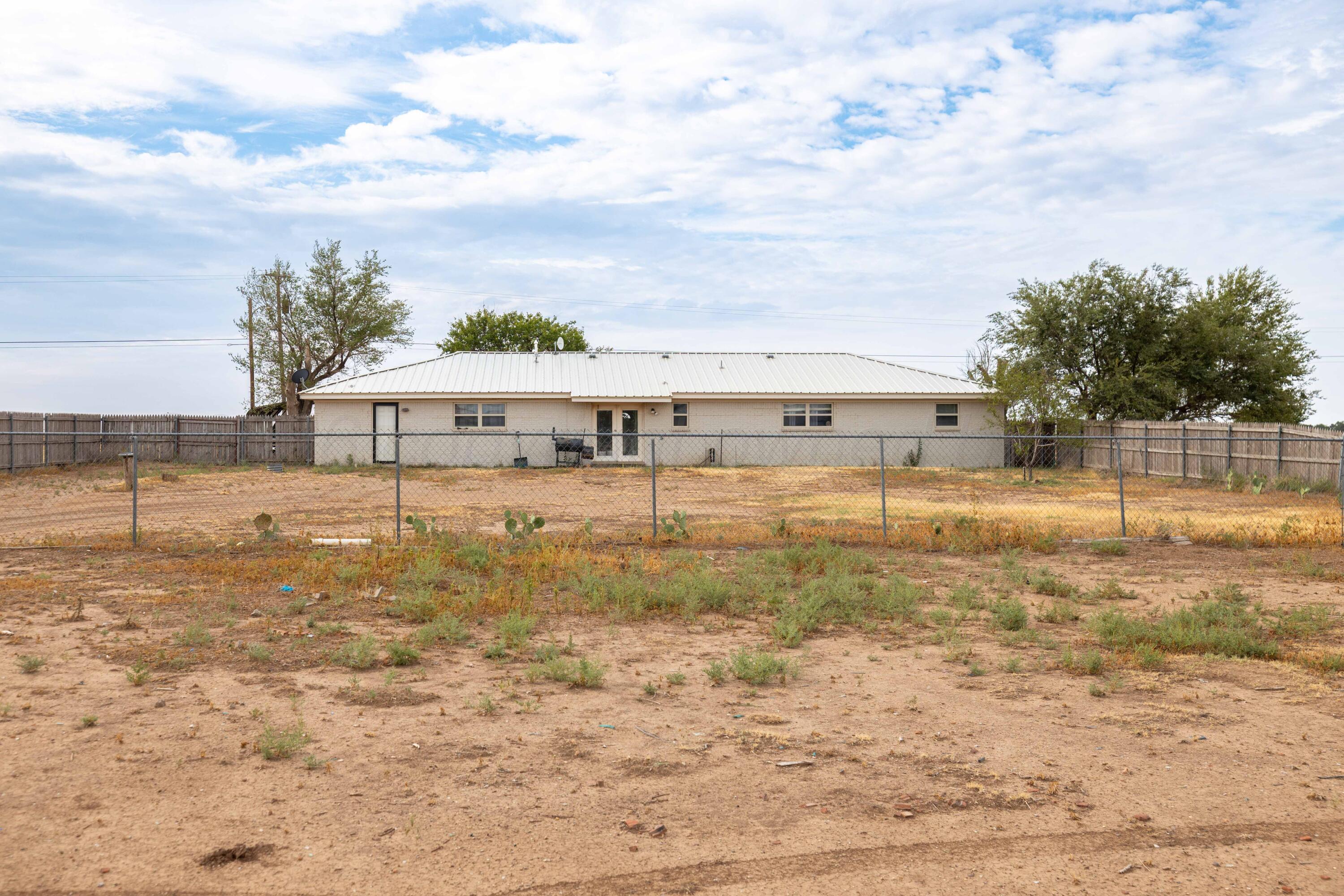 2300 W Mcafee Lane Property Photo 39