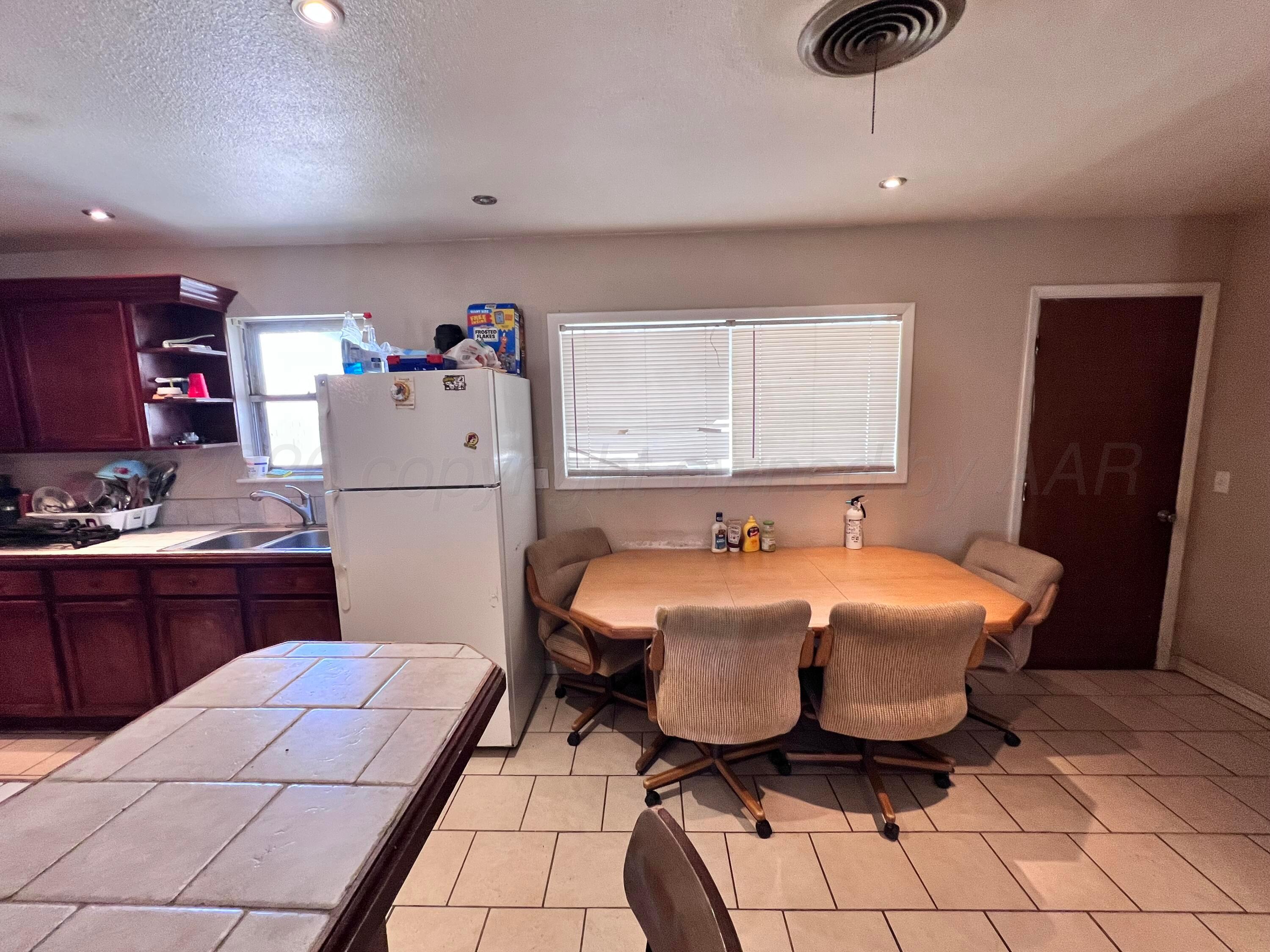 131 Northwest Drive Property Photo 10