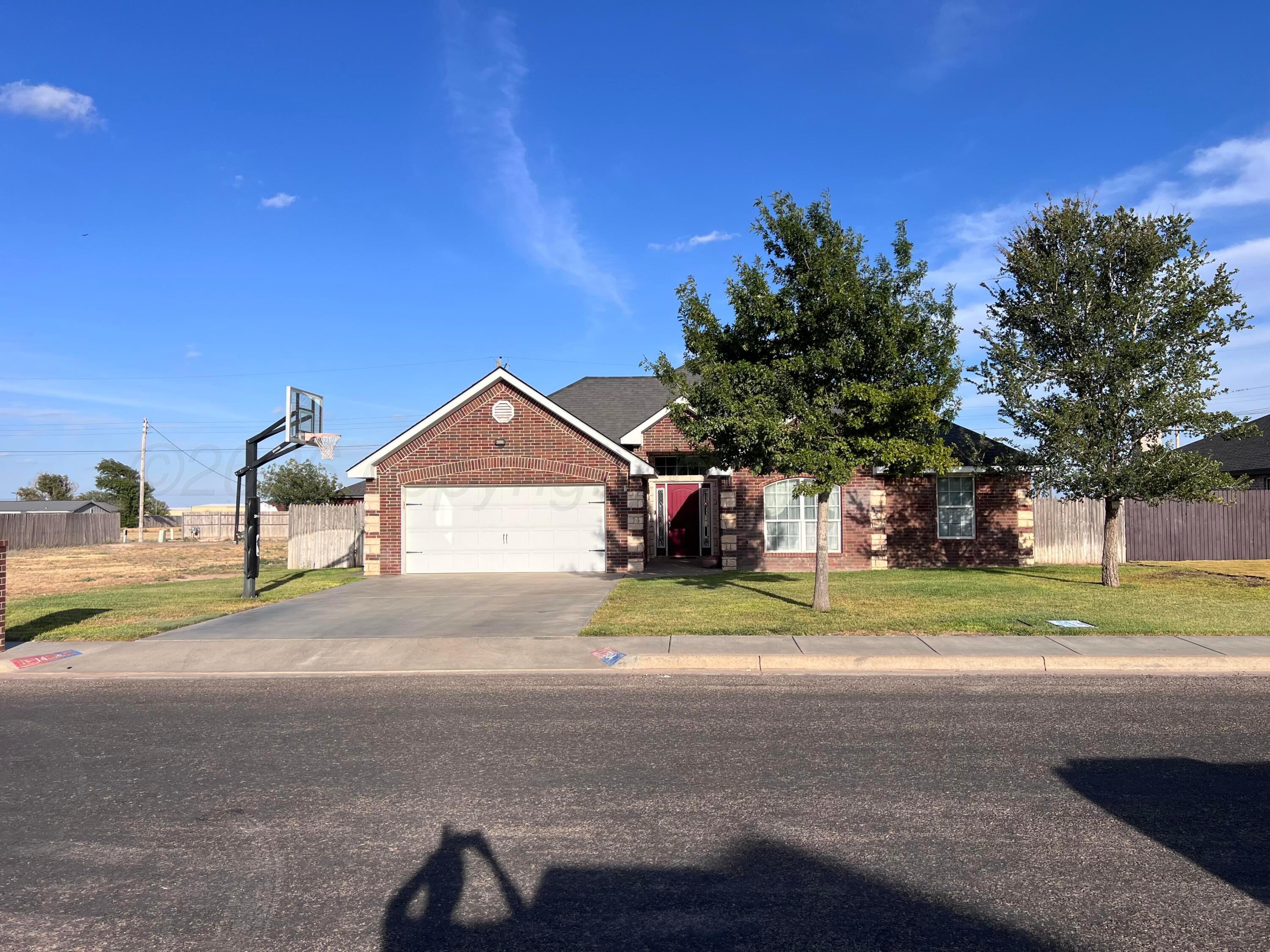 1504 Irving Street Property Photo 1