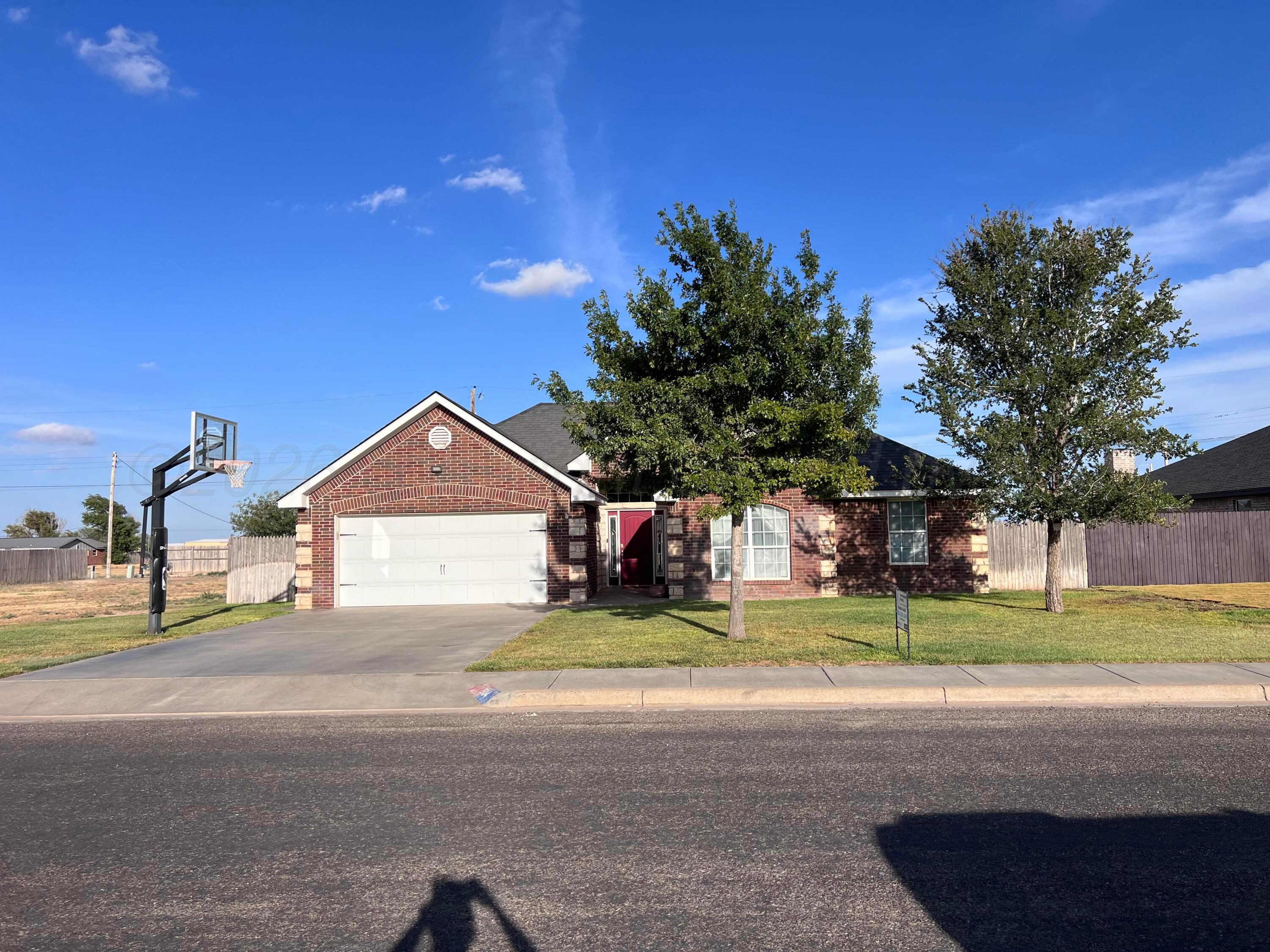1504 Irving Street Property Photo 2