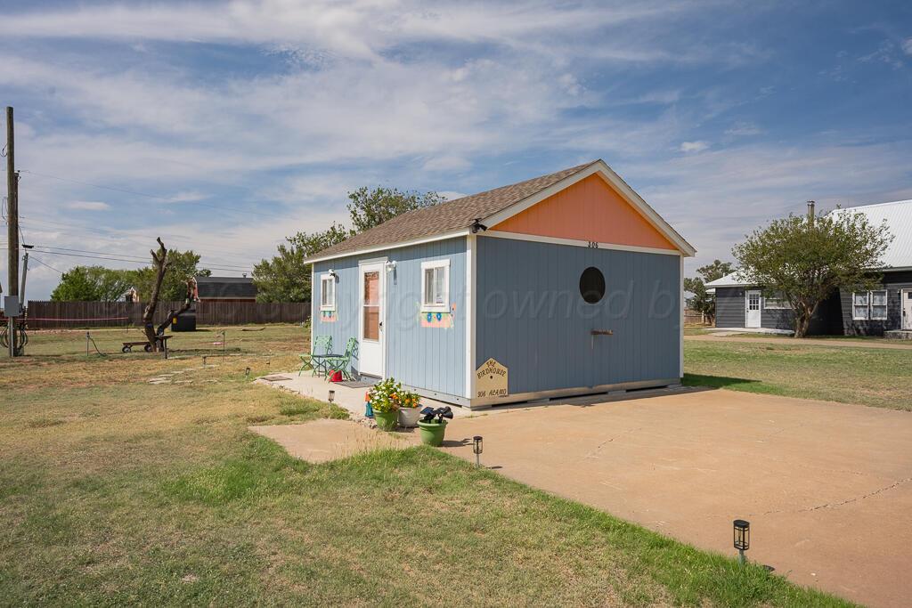 306 Alamo Street Property Photo 2