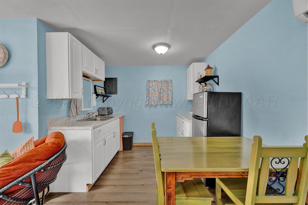 306 Alamo Street Property Photo 7