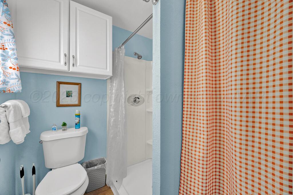 306 Alamo Street Property Photo 8