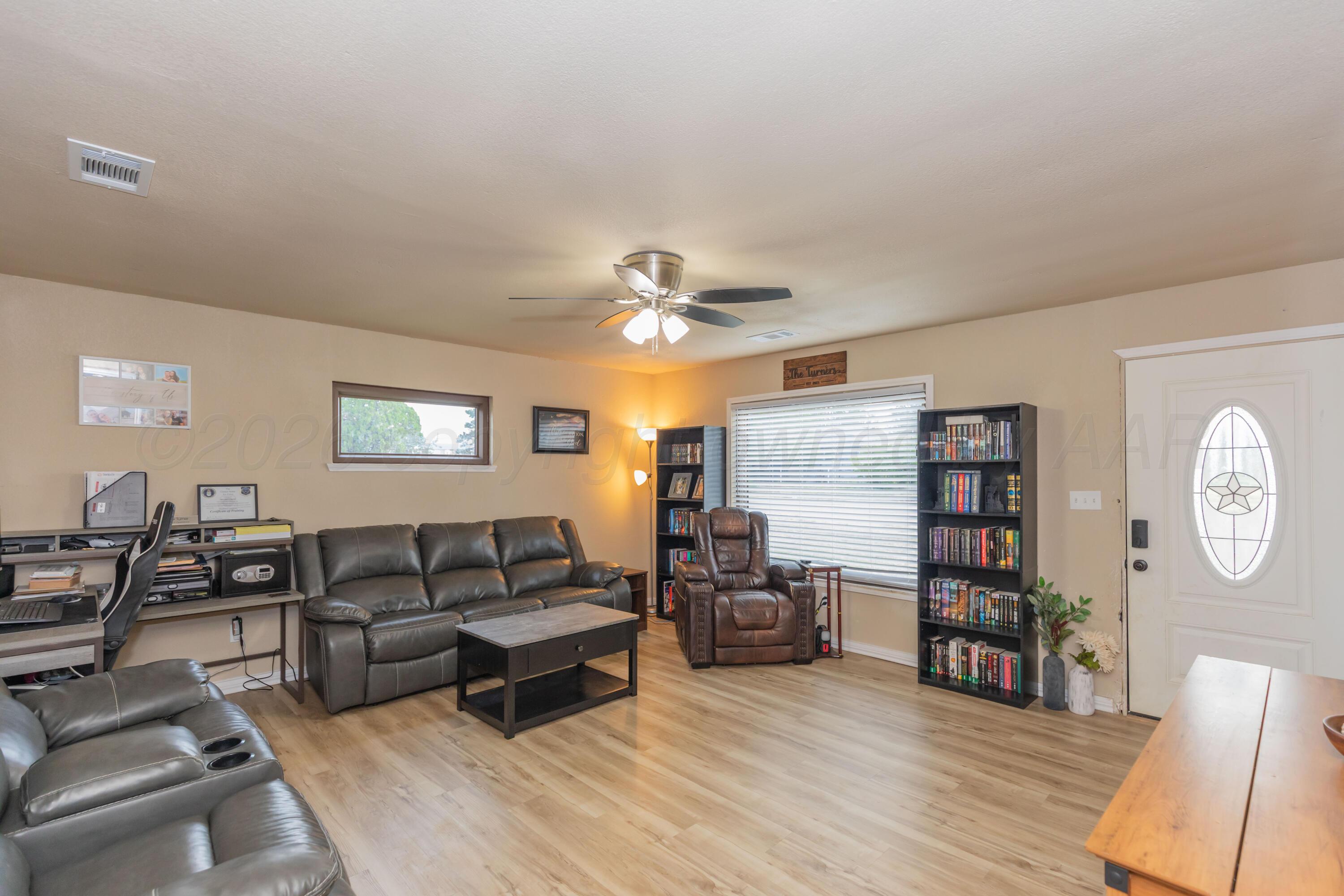203 Ash Street Property Photo 7