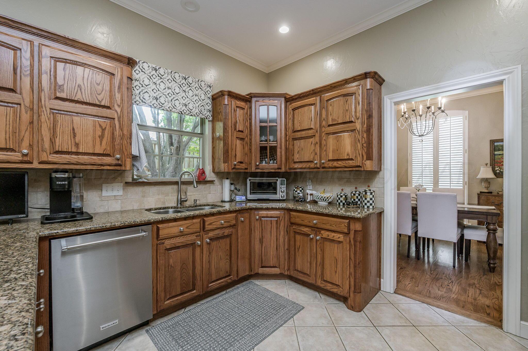 7502 Countryside Drive Property Photo 9