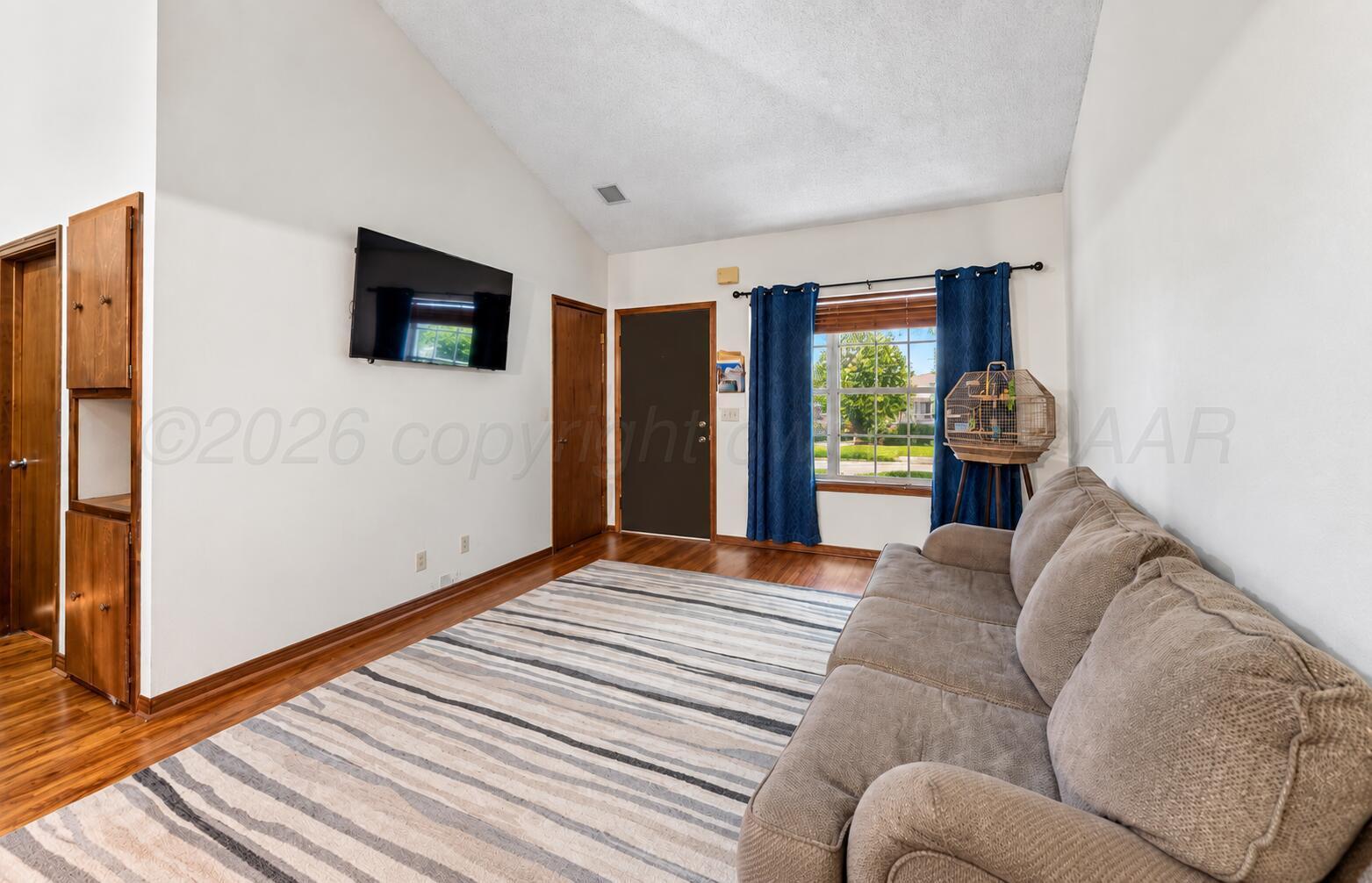 3000 Fleetwood #d-7 Property Photo 8