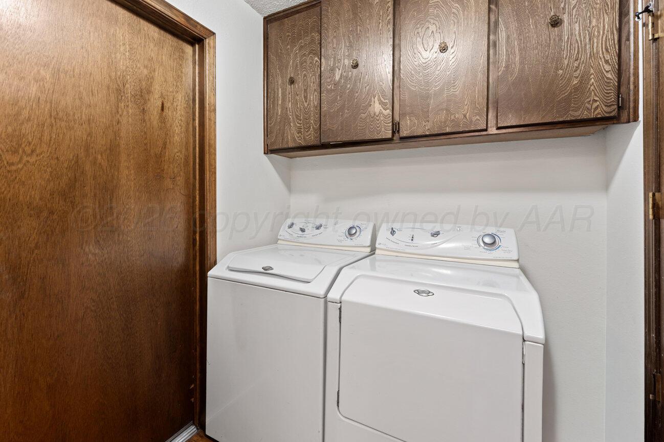 3000 Fleetwood #d-7 Property Photo 23
