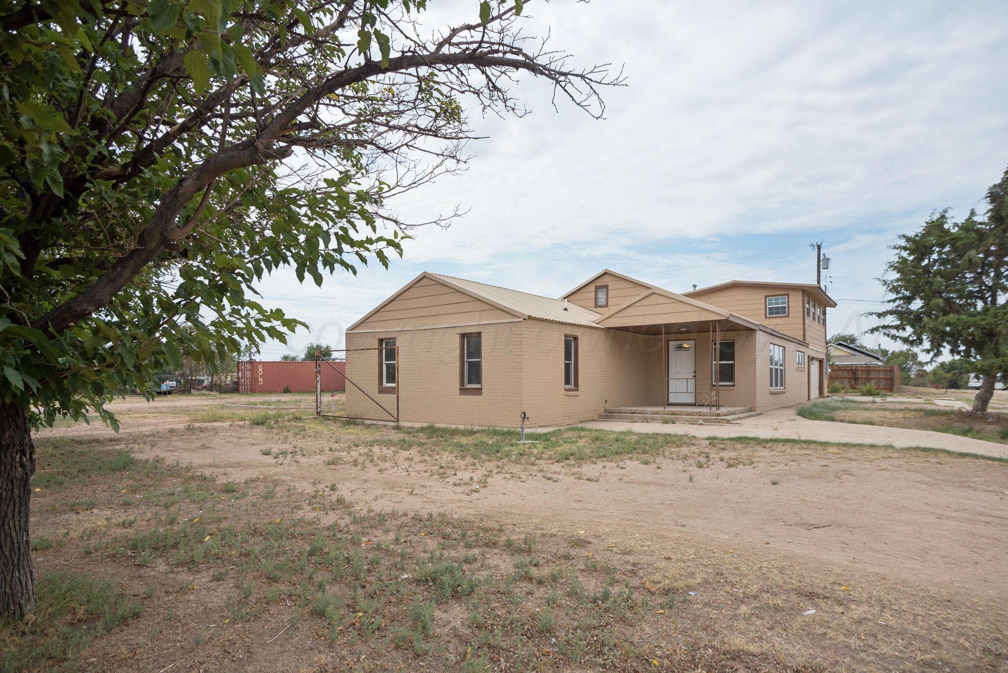 321 N Rider Street Property Photo 2