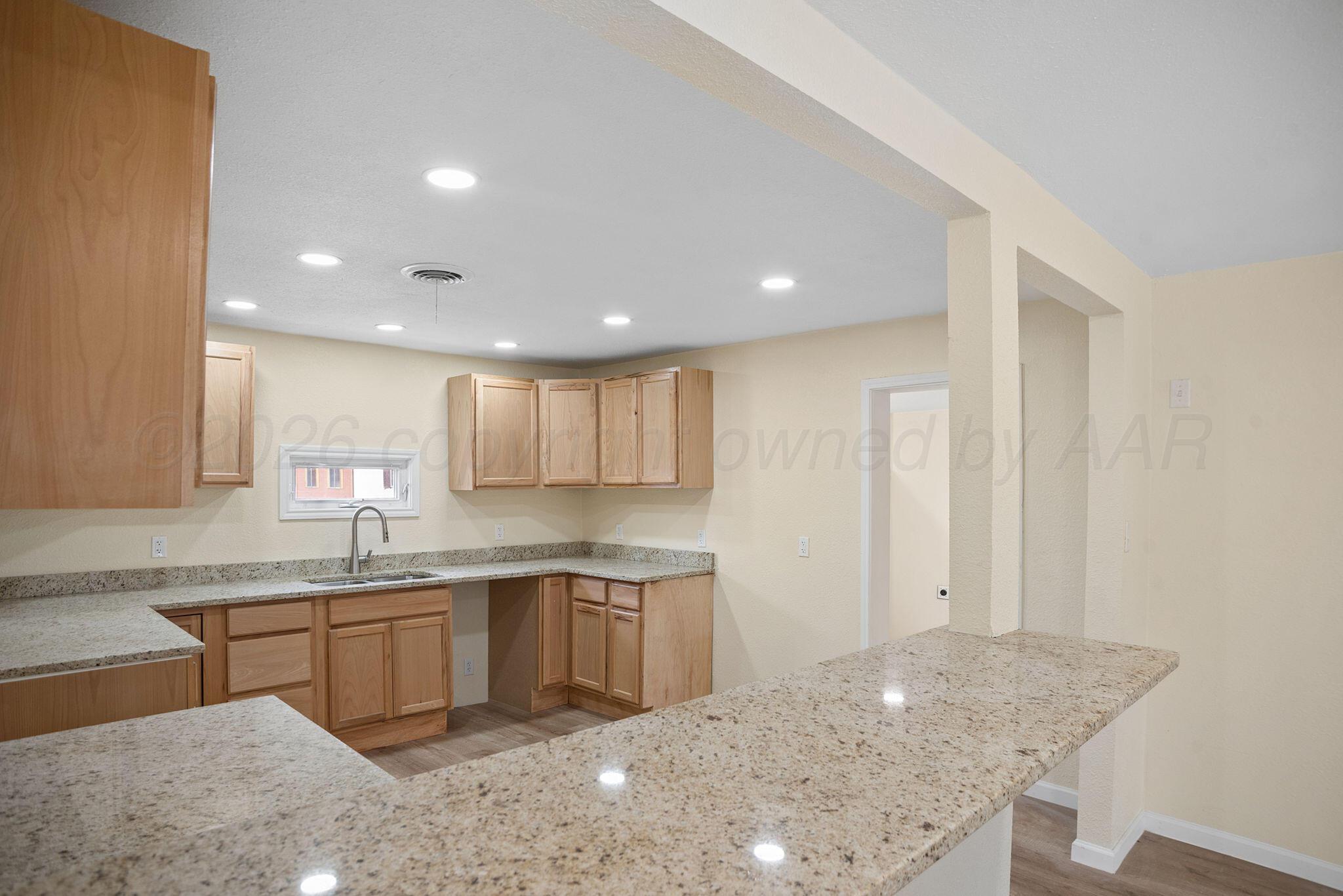 321 N Rider Street Property Photo 7