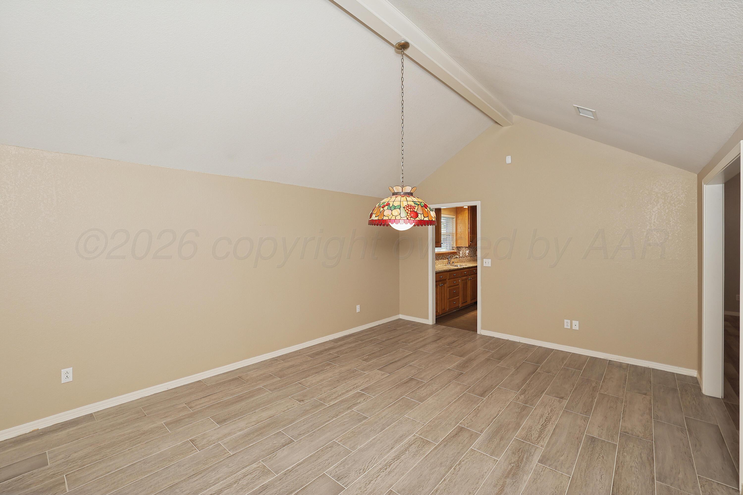 5722 Andover Drive Property Photo 8