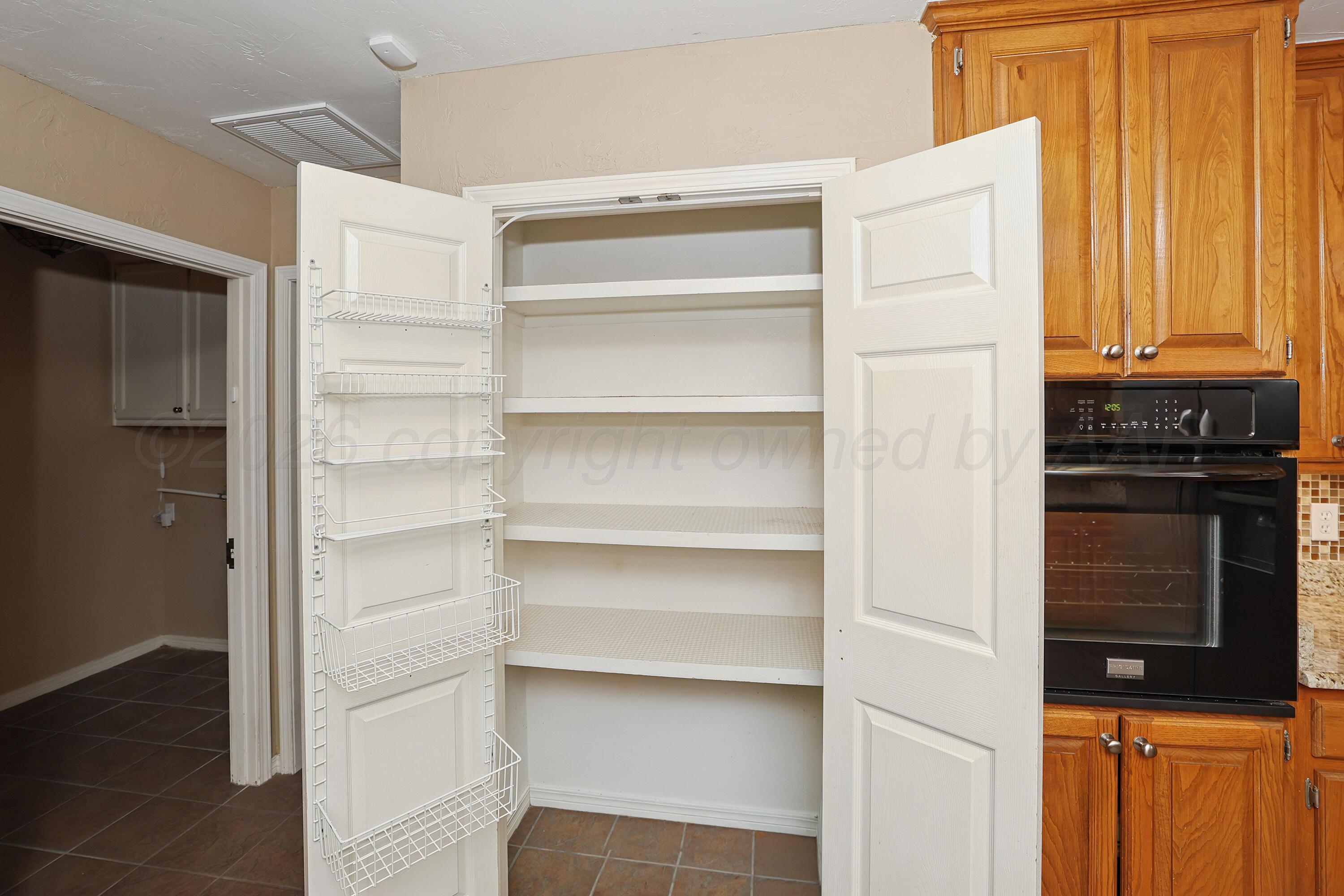 5722 Andover Drive Property Photo 12