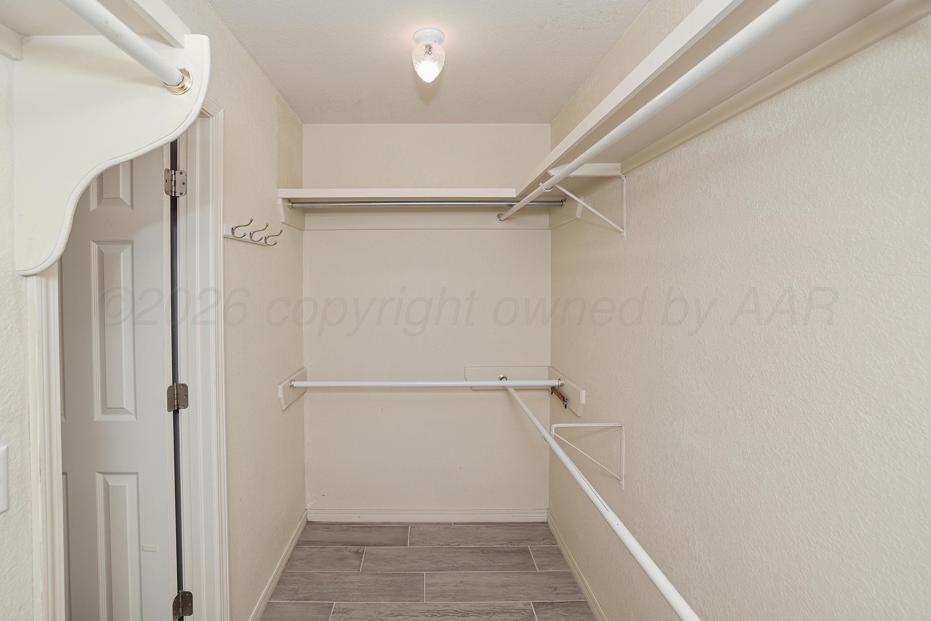 5722 Andover Drive Property Photo 22