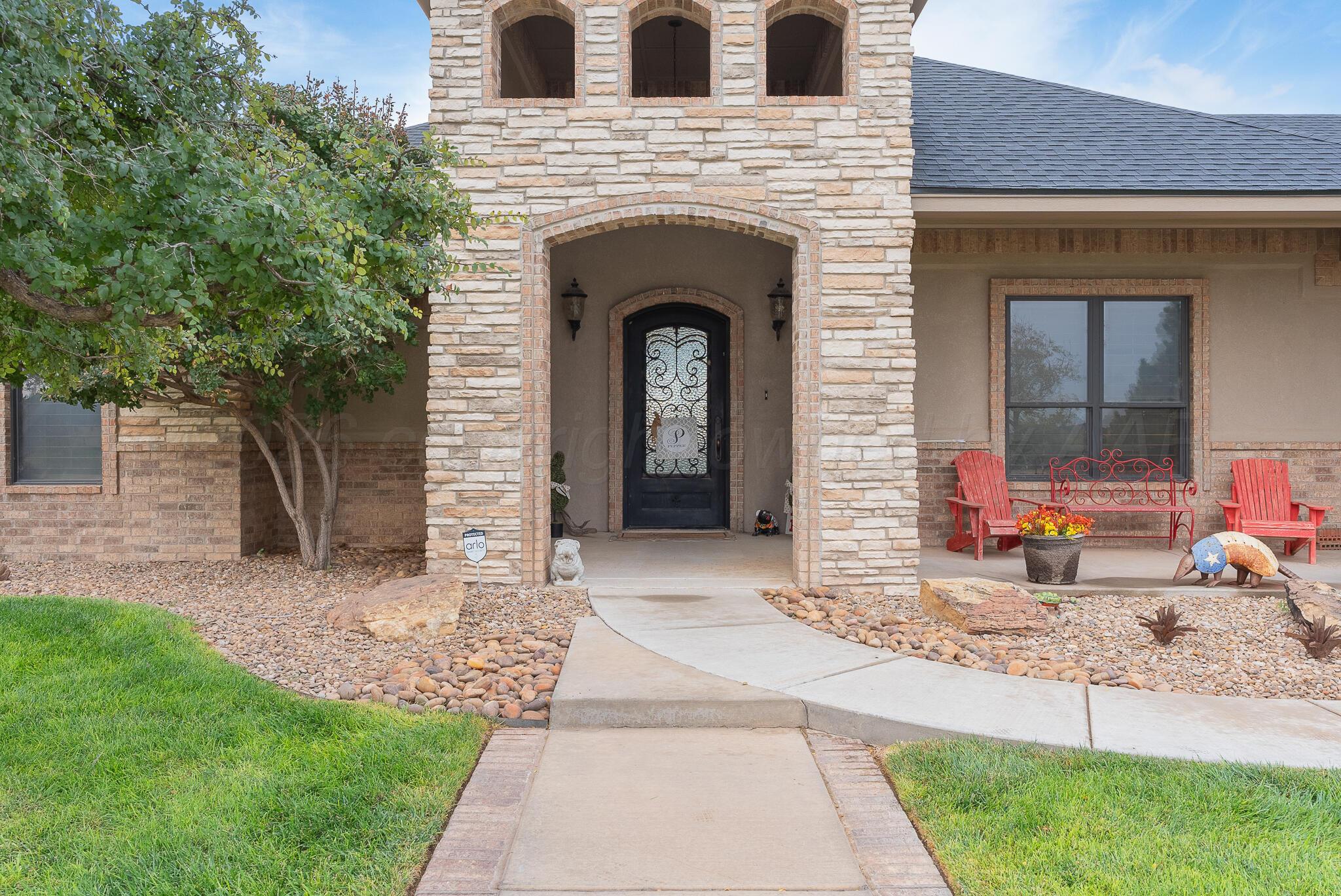 12501 Divot Drive Property Photo 7