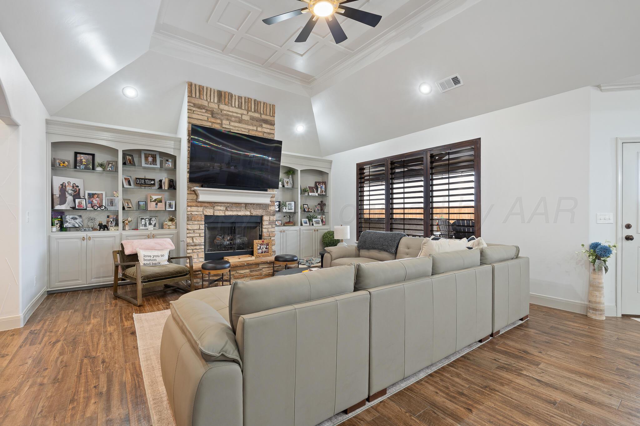 12501 Divot Drive Property Photo 12