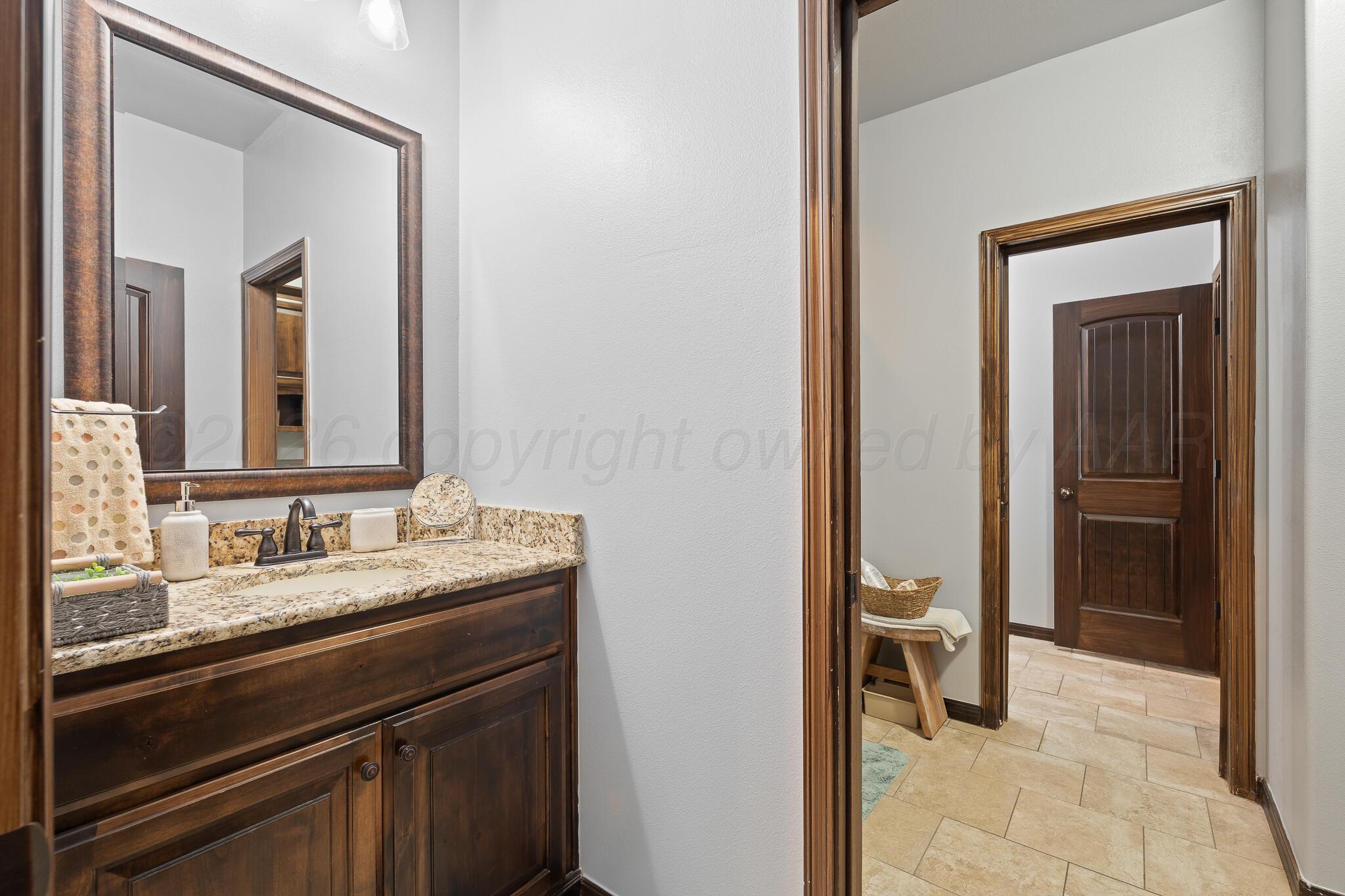 12501 Divot Drive Property Photo 30