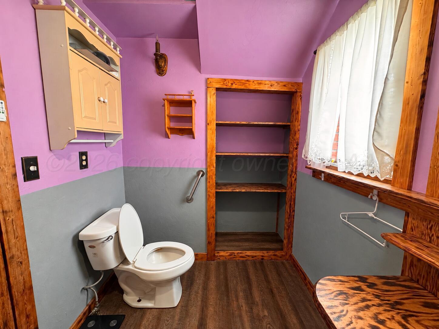 928 E Fisher Street Property Photo 18