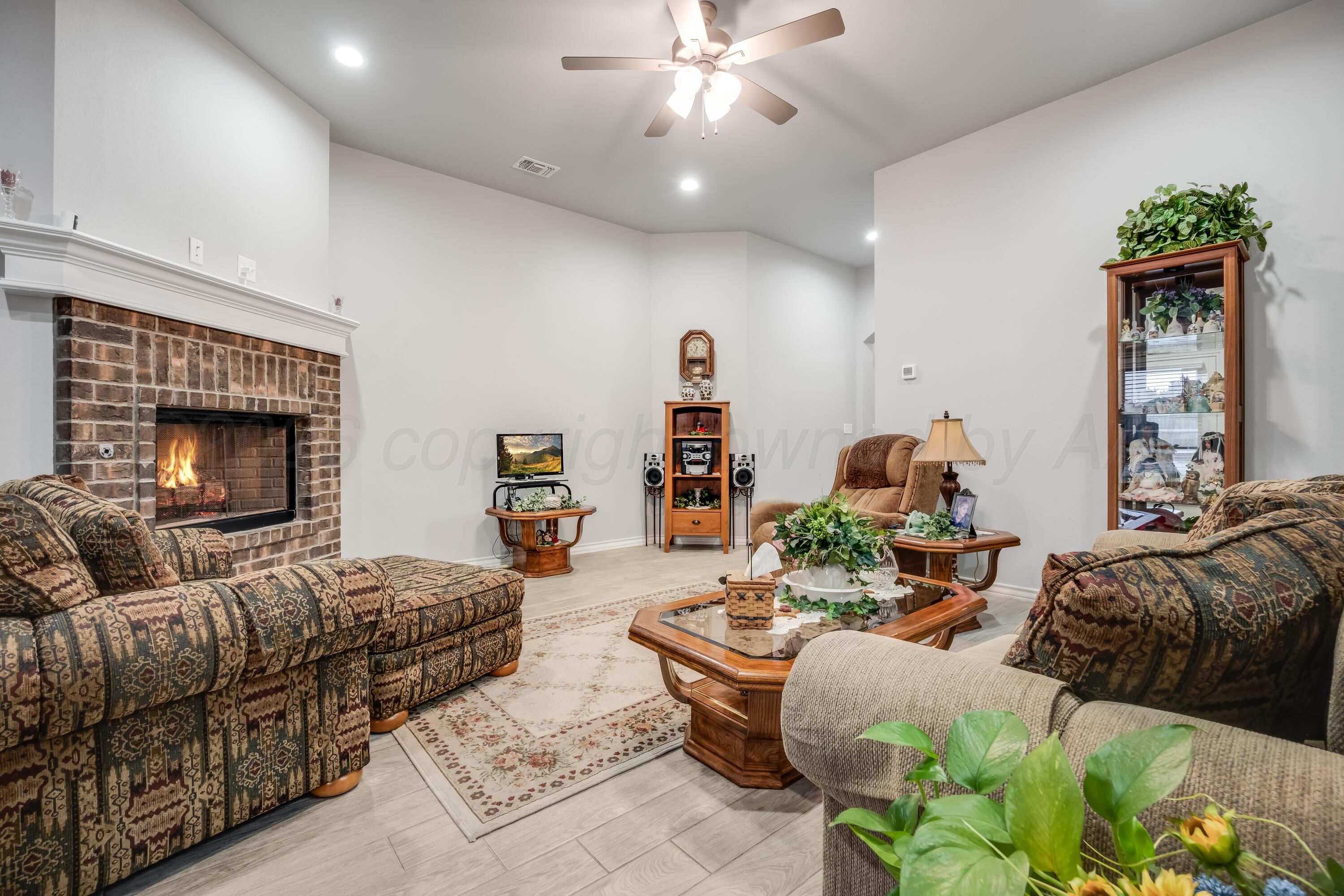 40 Faith Step Lane Property Photo 6