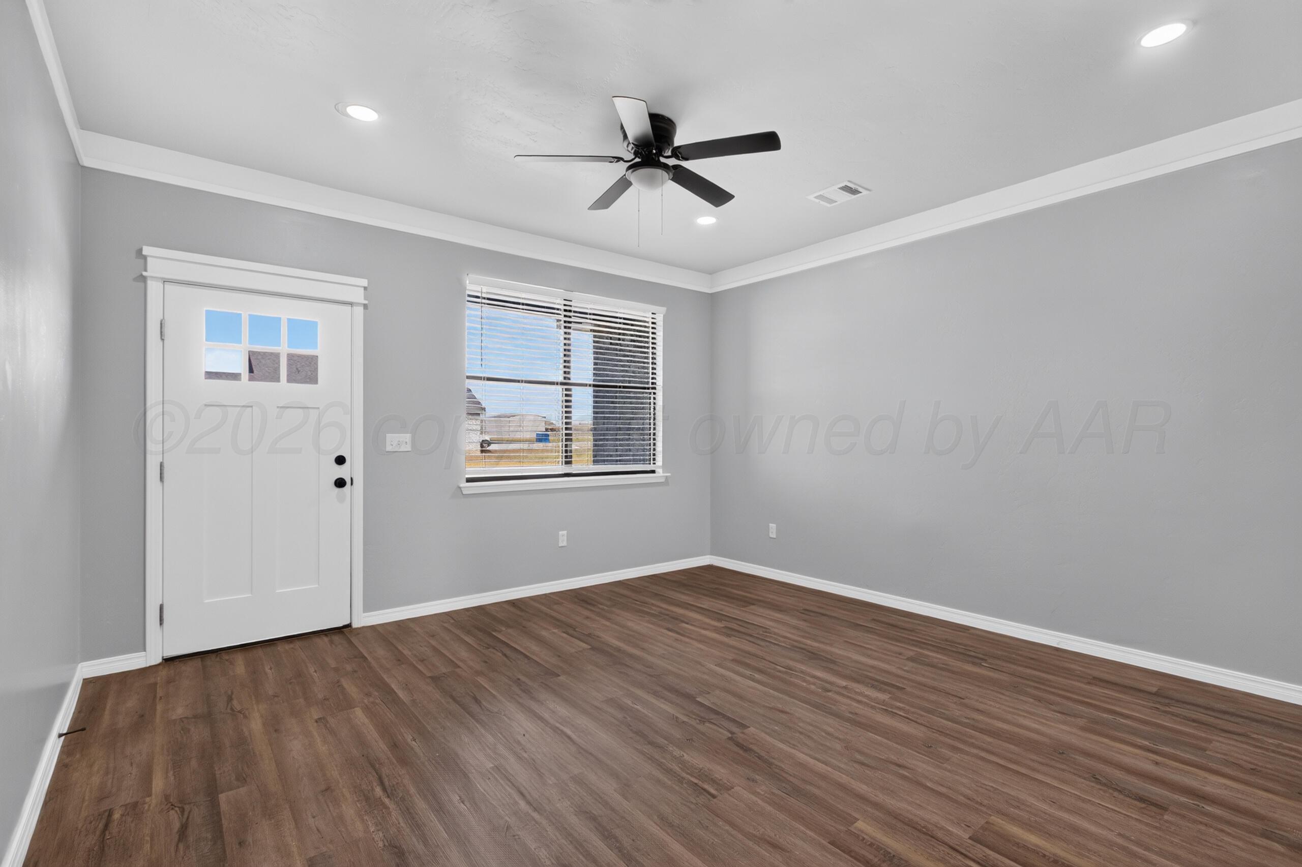 8853 Redbud Unit B Property Photo 3