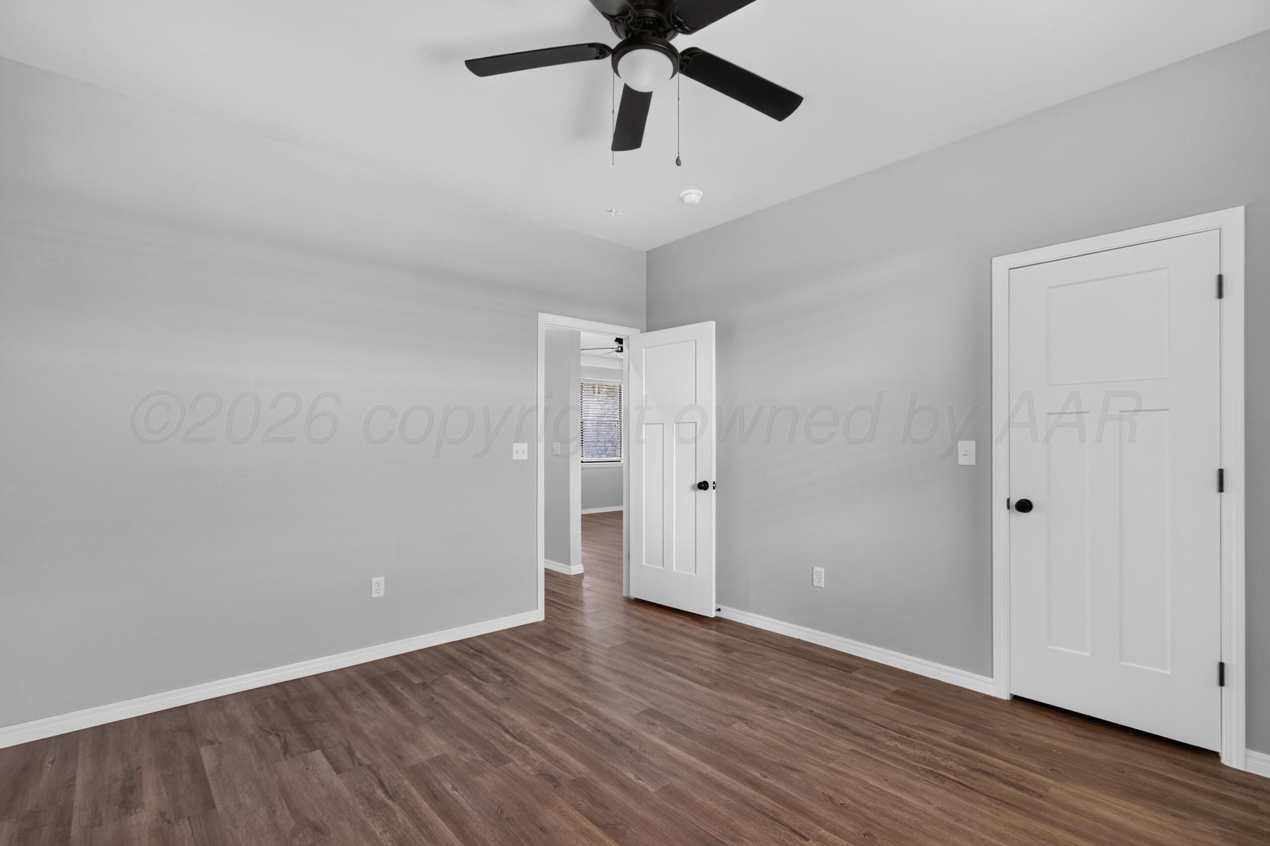 8853 Redbud Unit B Property Photo 9