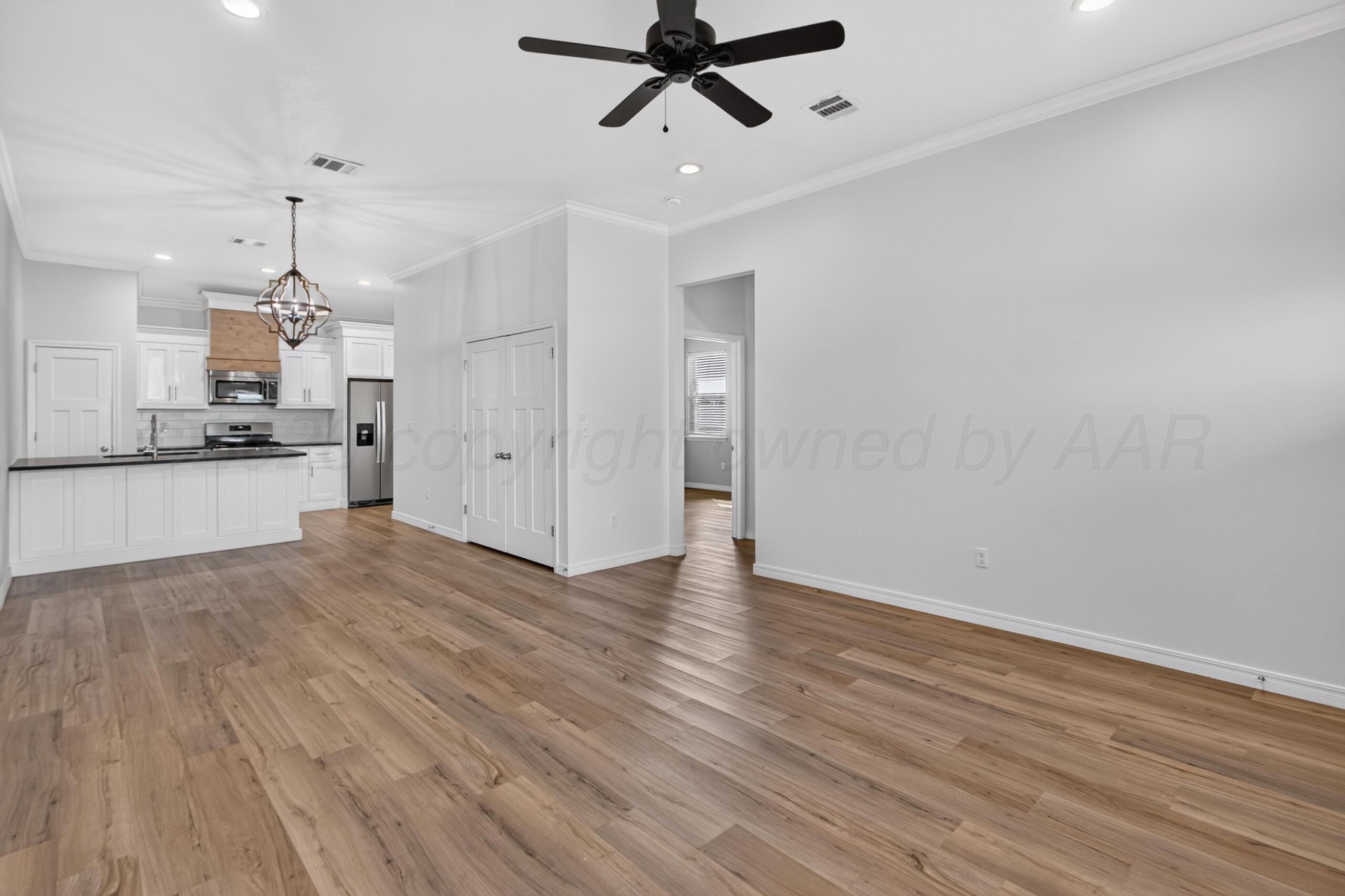 13825 Periwinkle Unit B Drive Property Photo 4