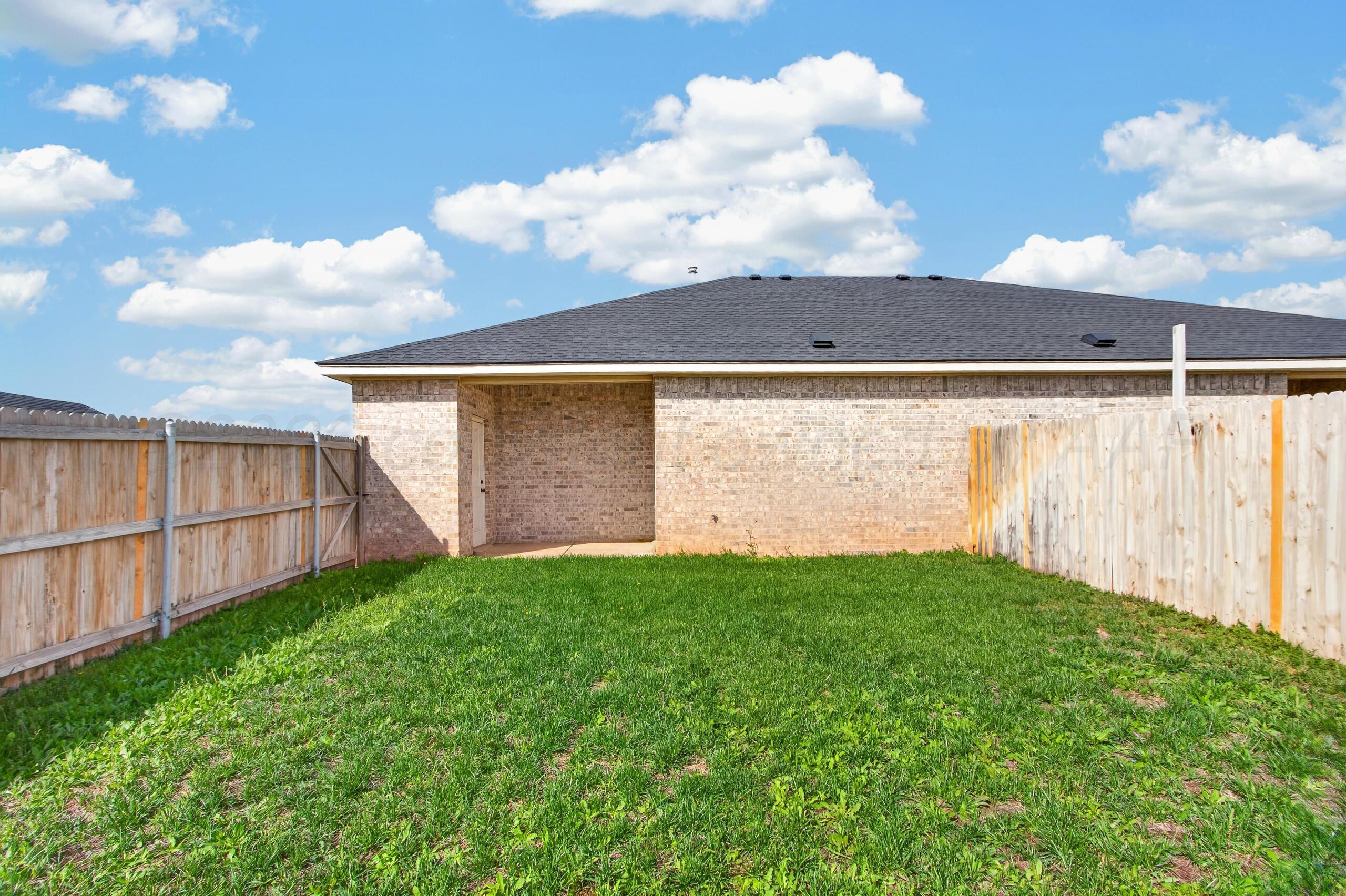 13825 Periwinkle Unit B Drive Property Photo 21