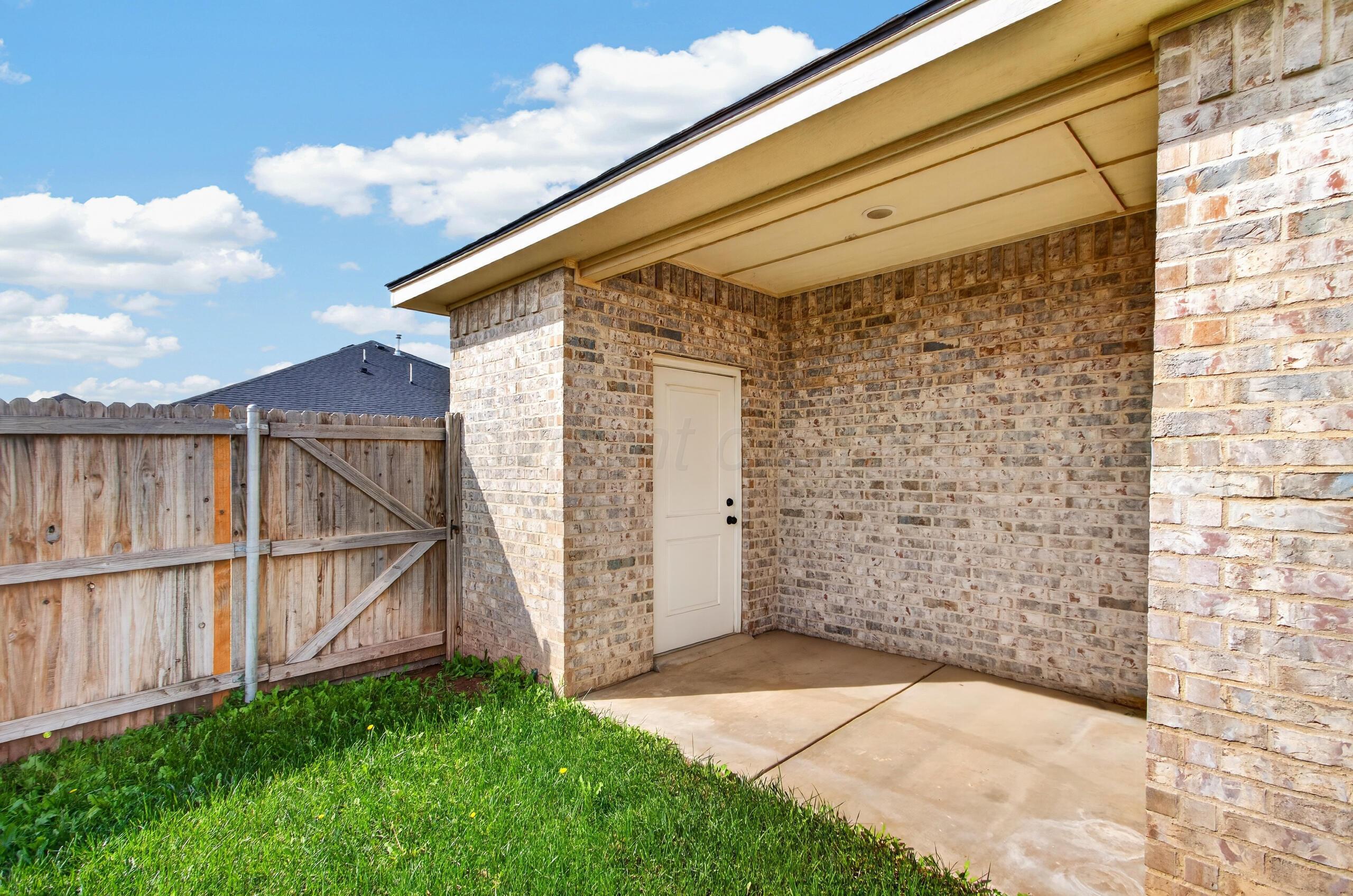 13825 Periwinkle Unit B Drive Property Photo 22