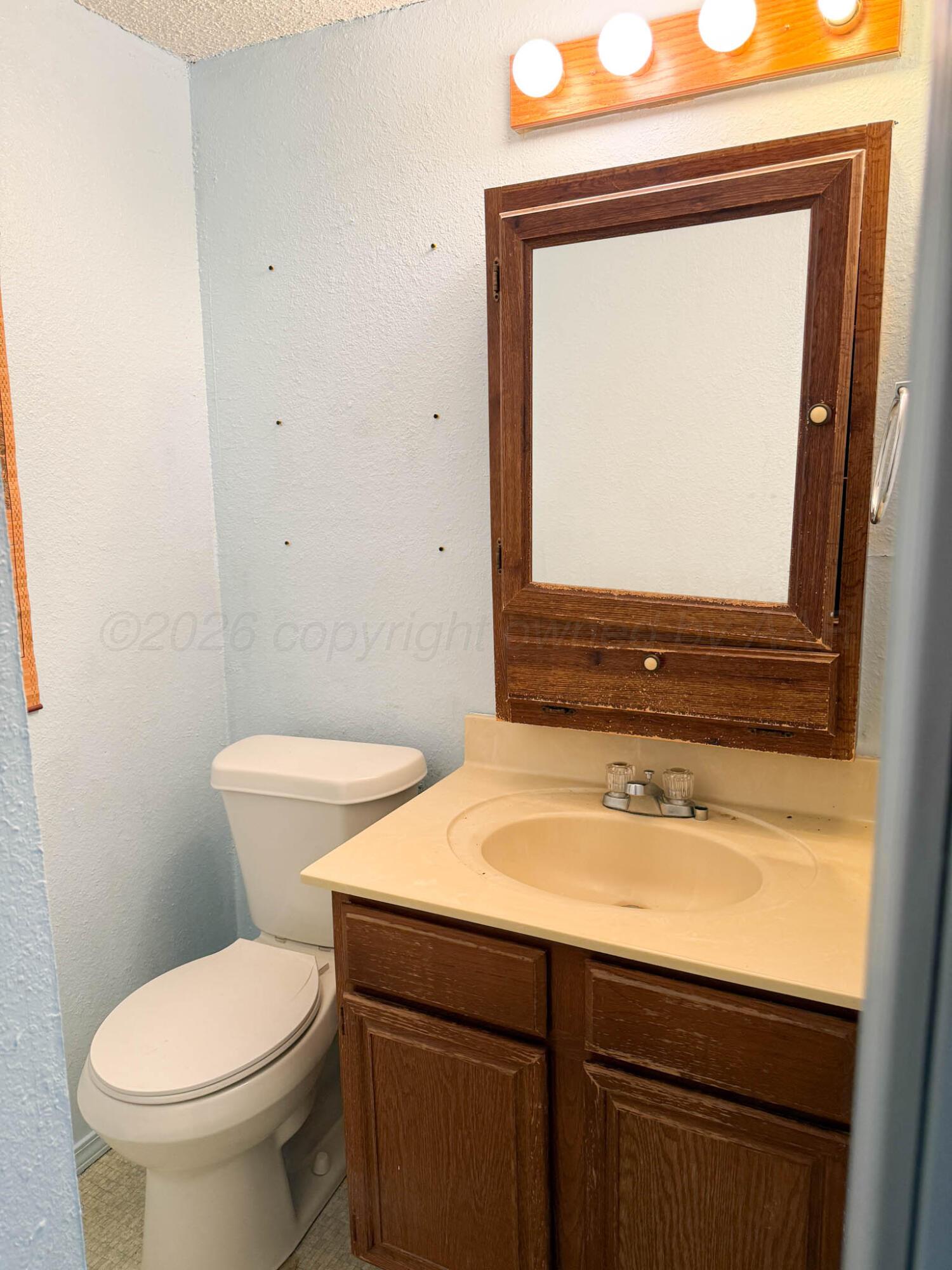 14500 Davis Road Property Photo 21