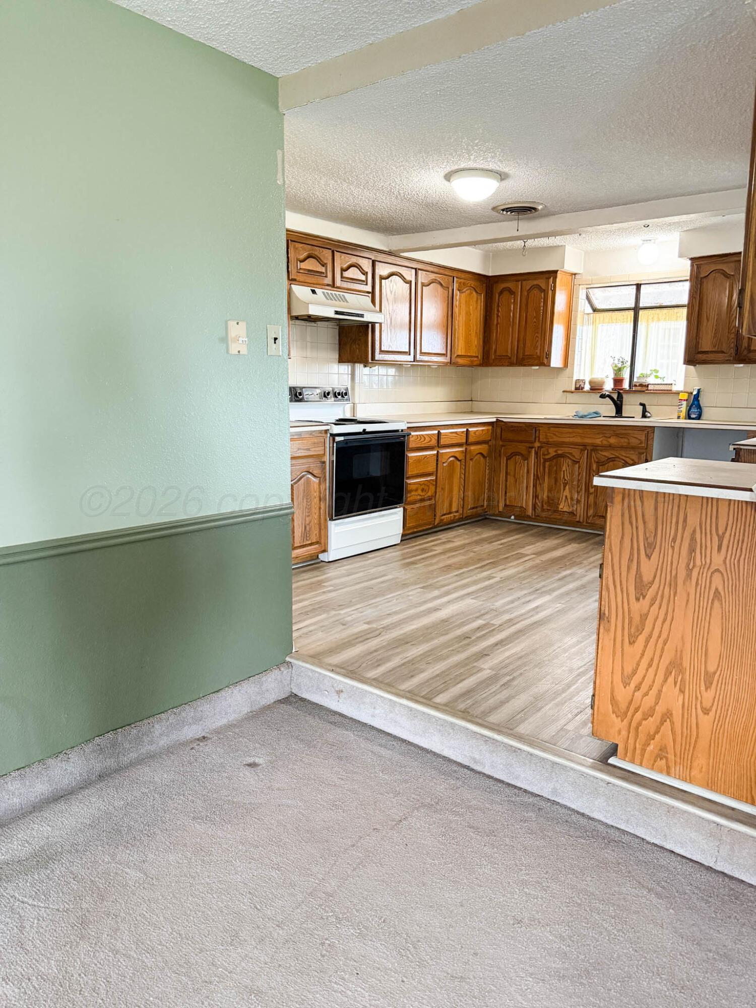14500 Davis Road Property Photo 27