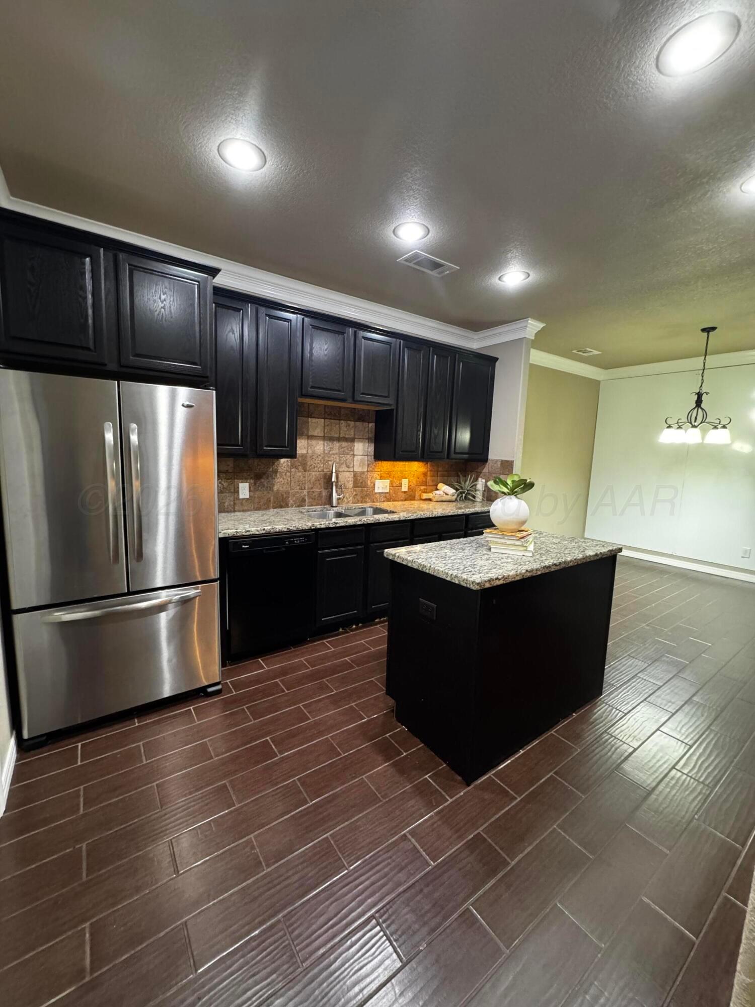 7122 Mosley Street Property Photo 2