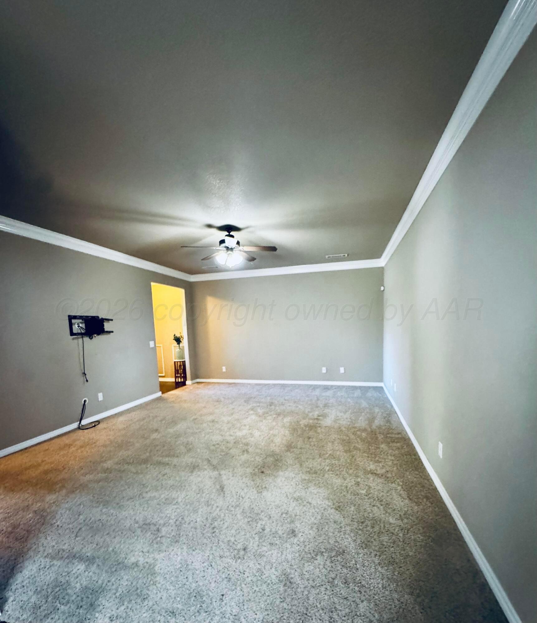 7122 Mosley Street Property Photo 4