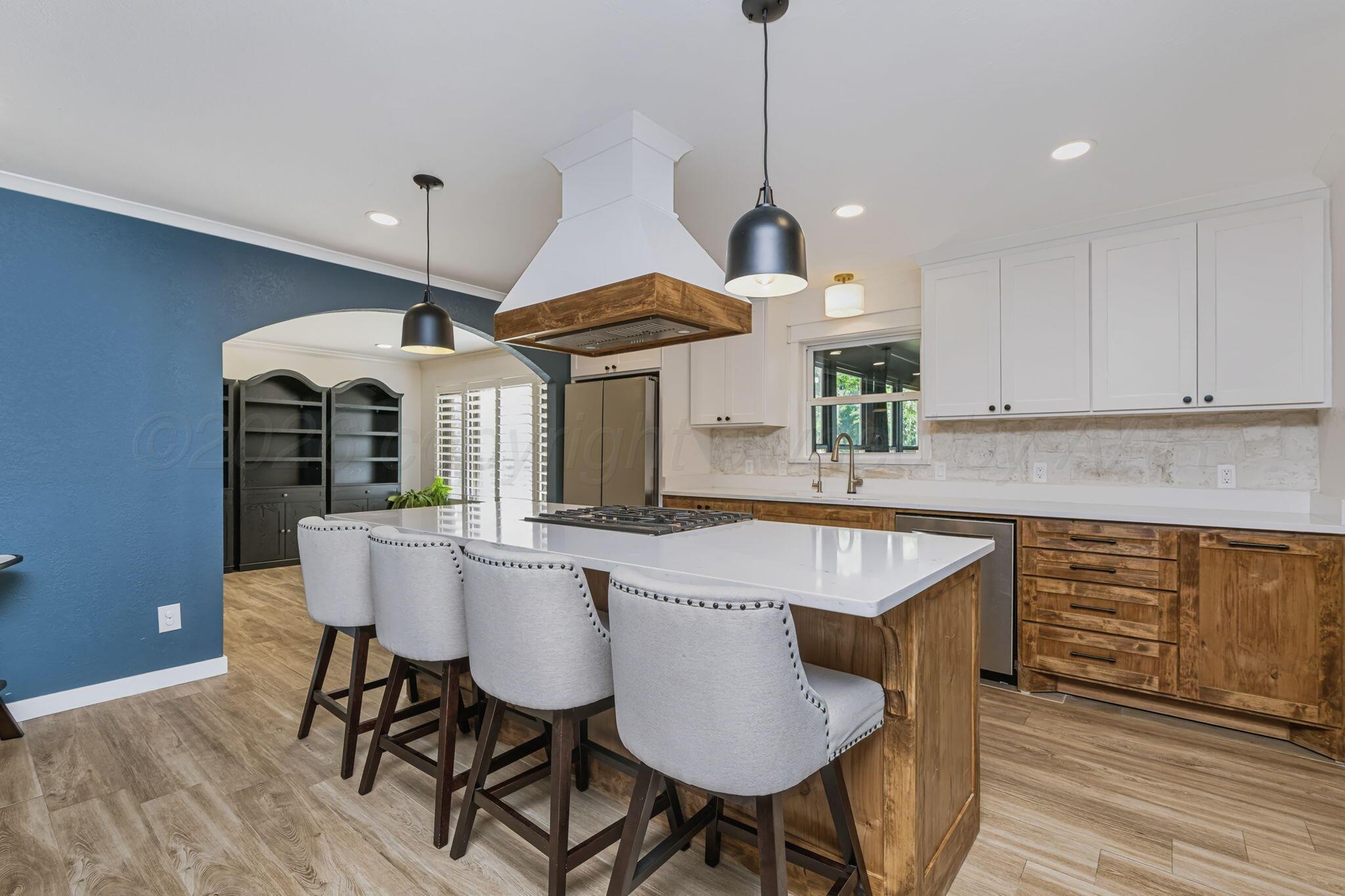1208 Creekmere Drive Property Photo 4