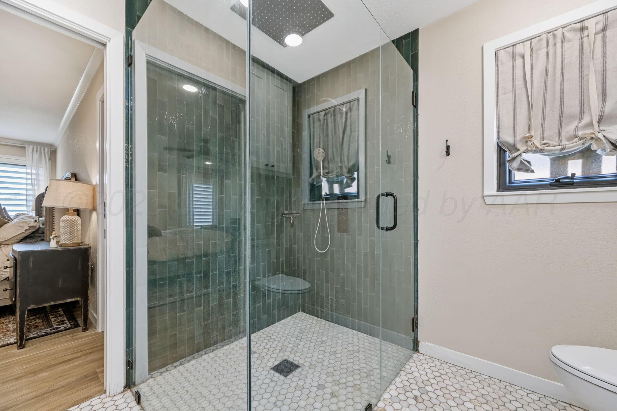 1208 Creekmere Drive Property Photo 15