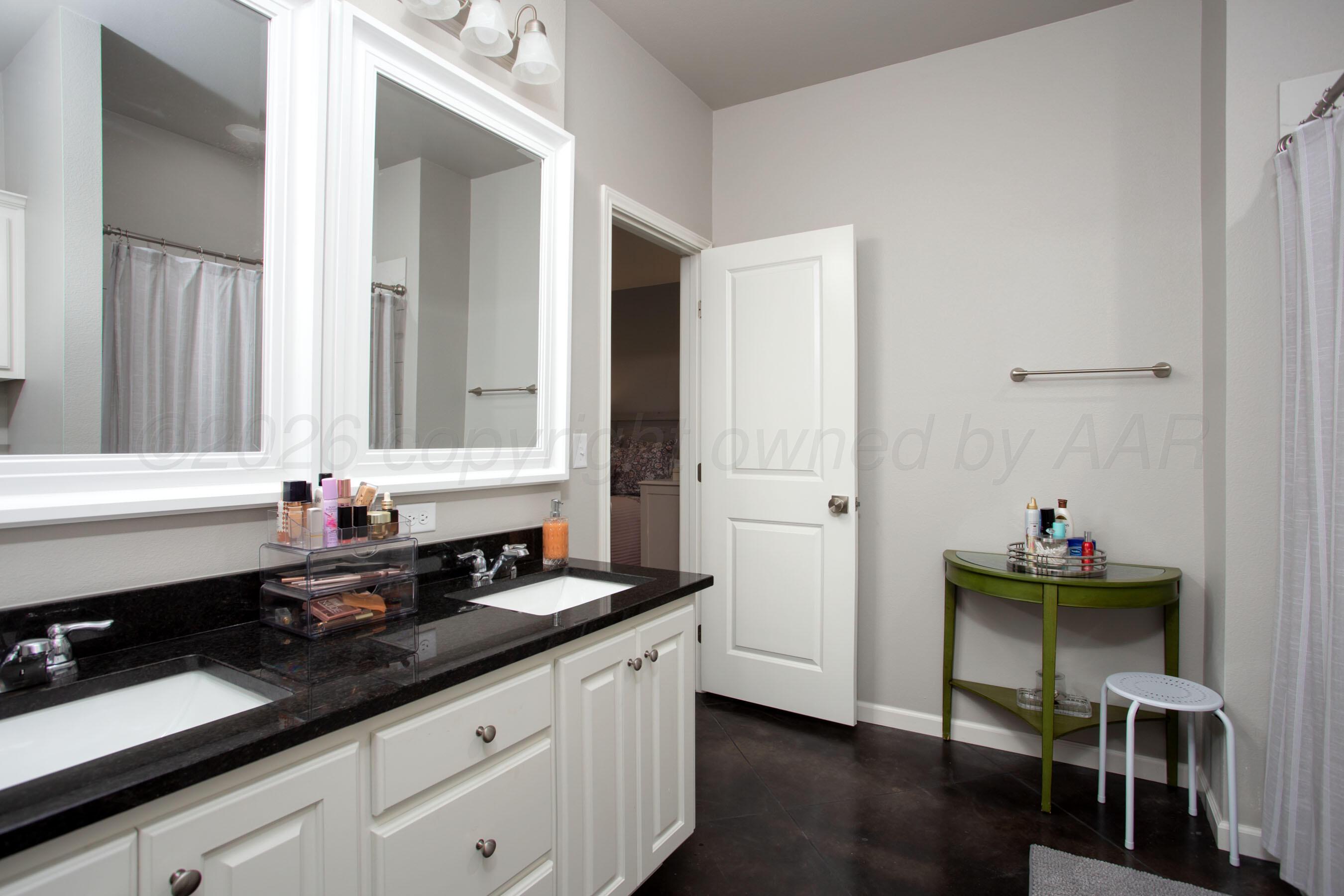 4509 Richardson Road Property Photo 15