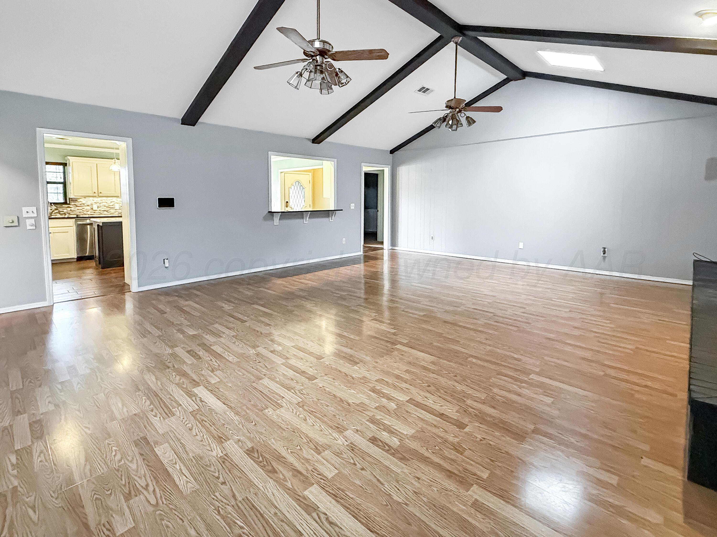 311 Bois D' Arc Property Photo 17