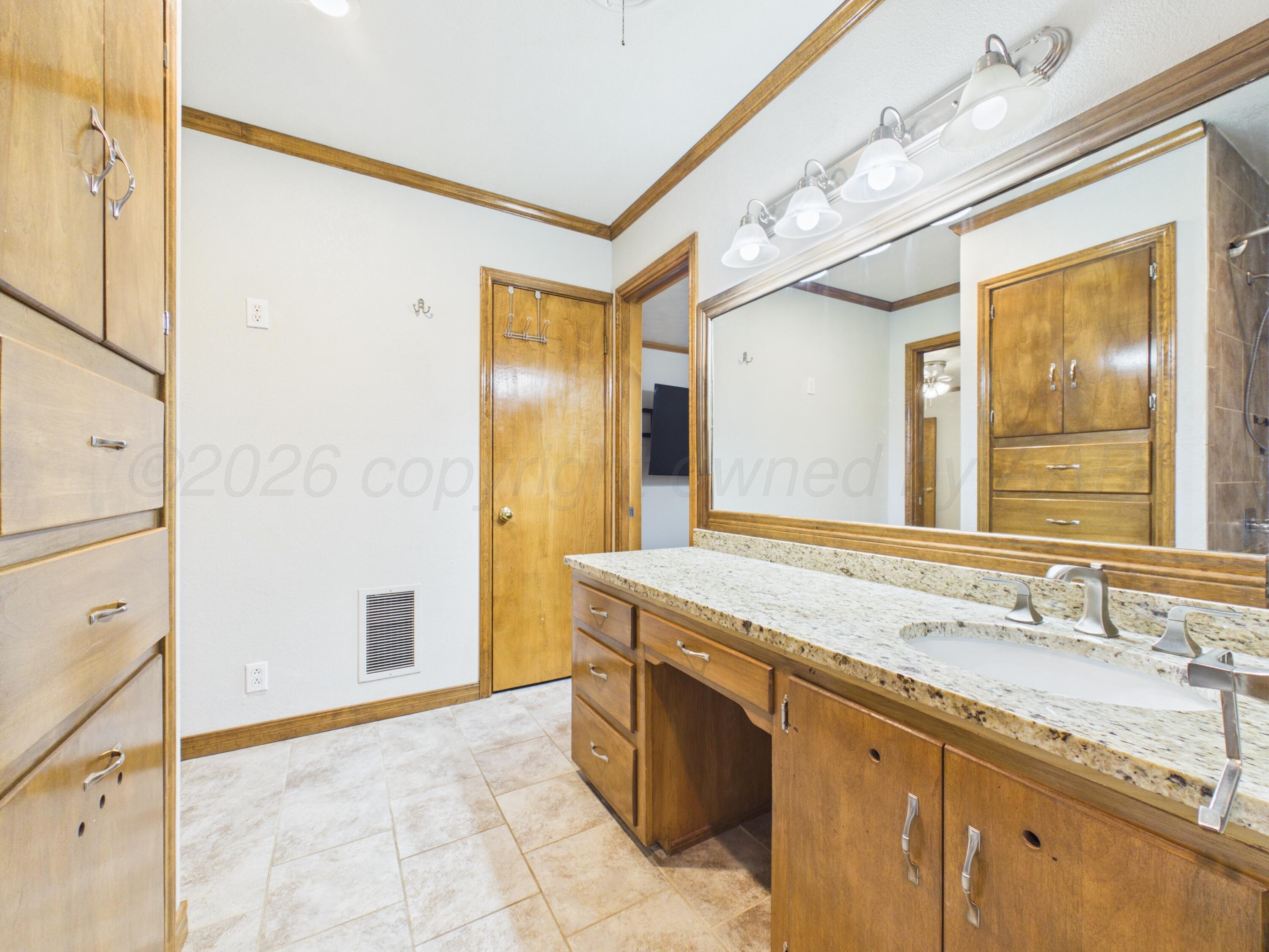 1007 S Canadian Street Property Photo 38