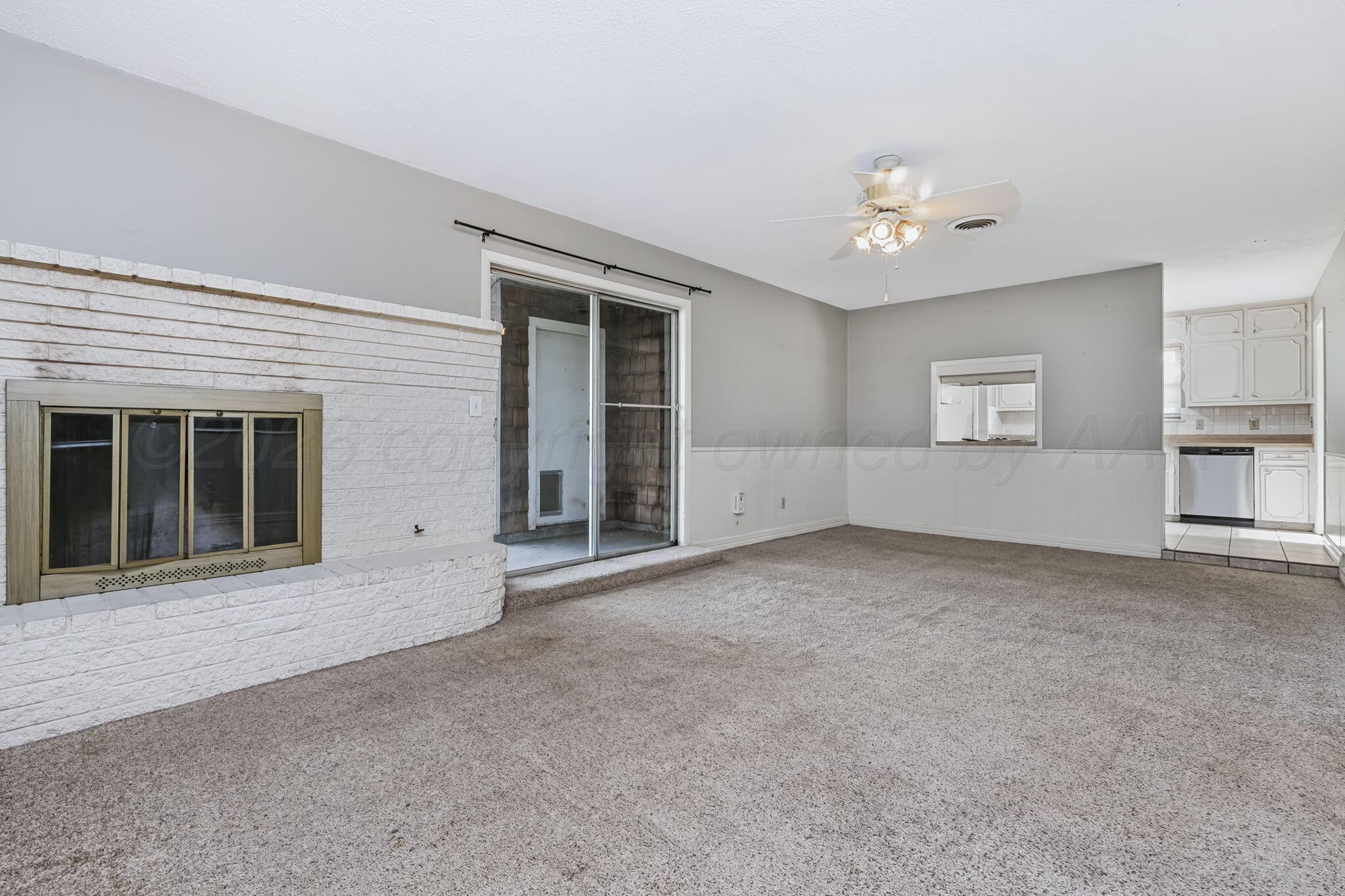4700 Mesa Circle Property Photo 3