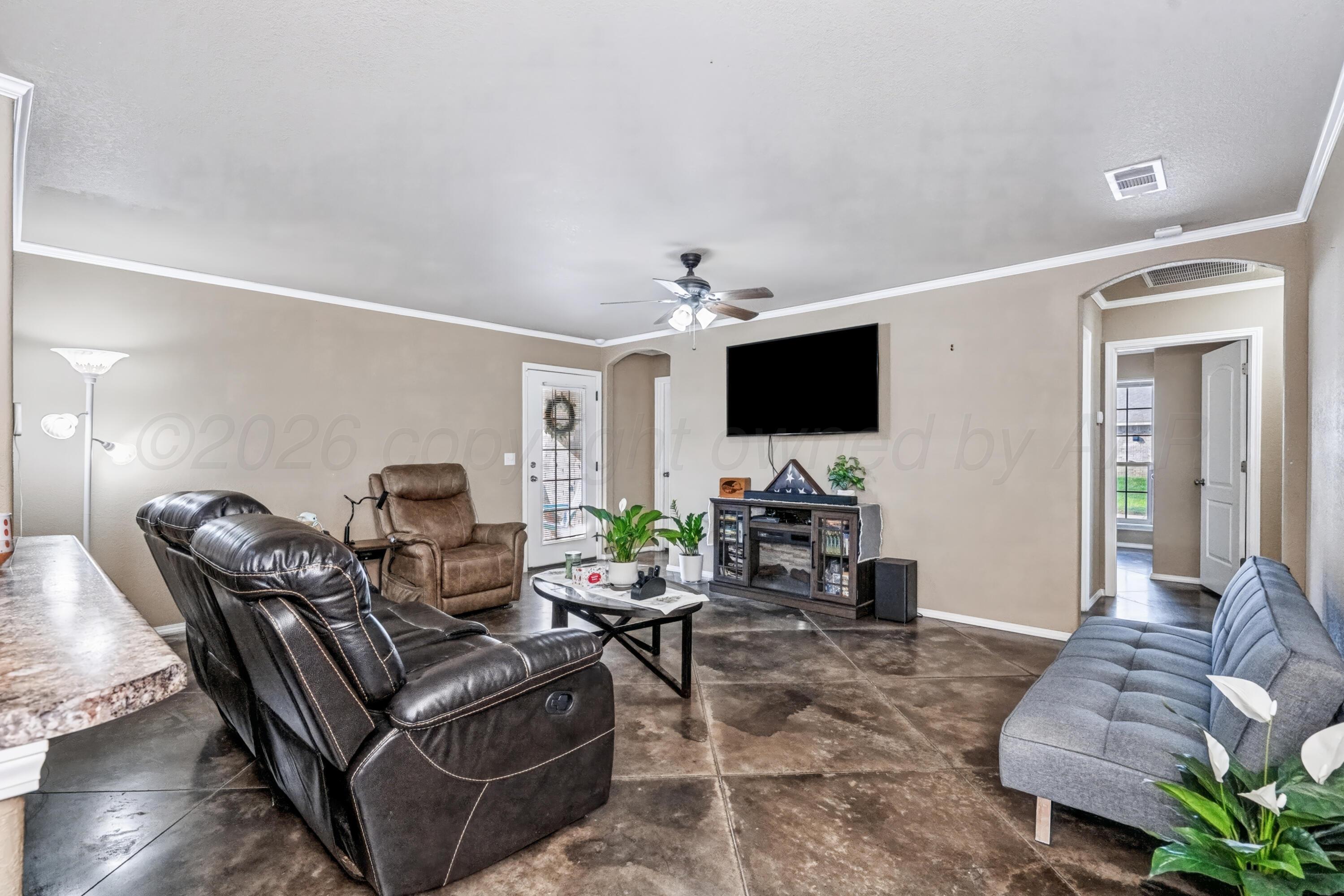 4500 S Williams Street Property Photo 4