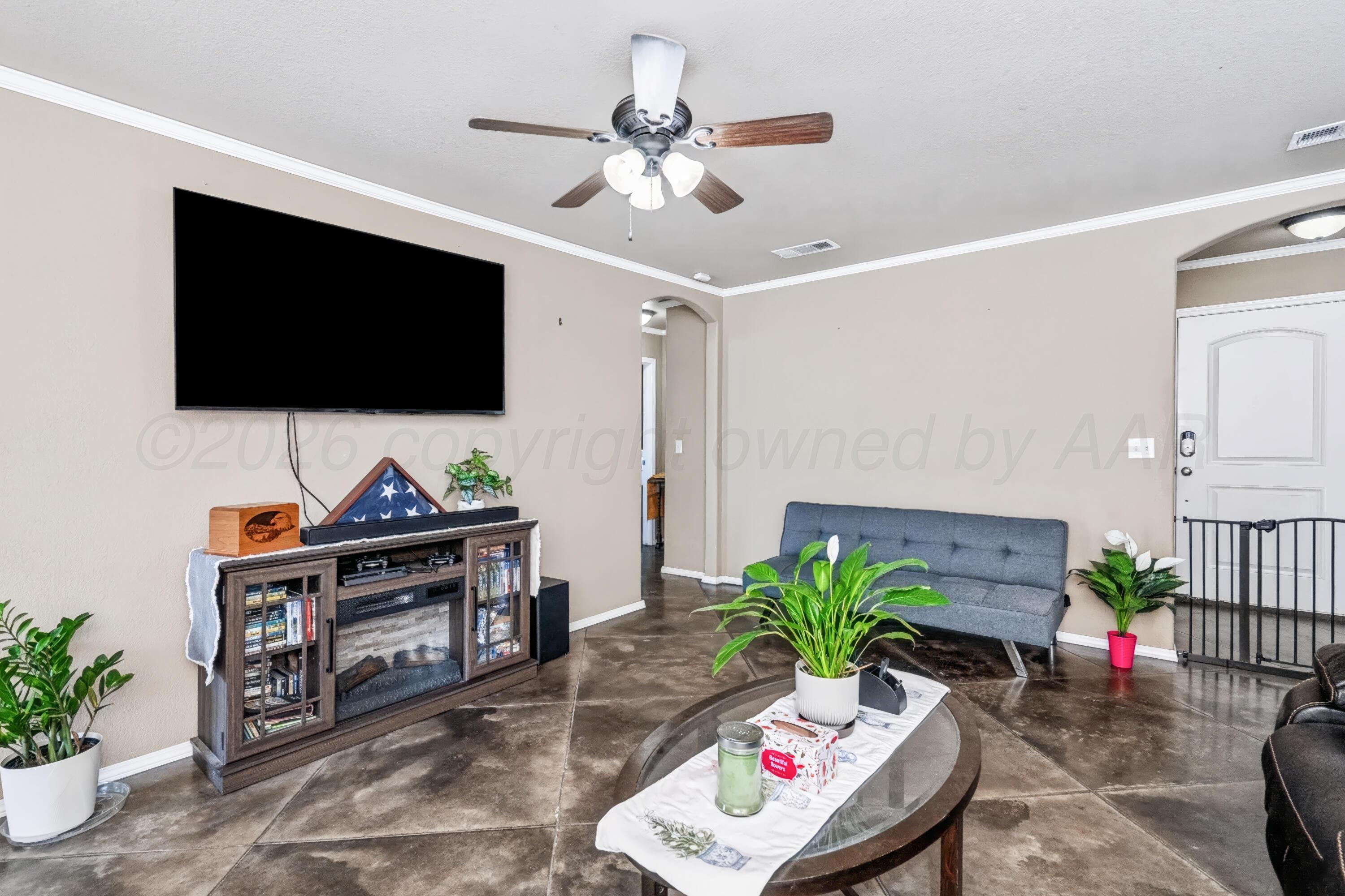 4500 S Williams Street Property Photo 7