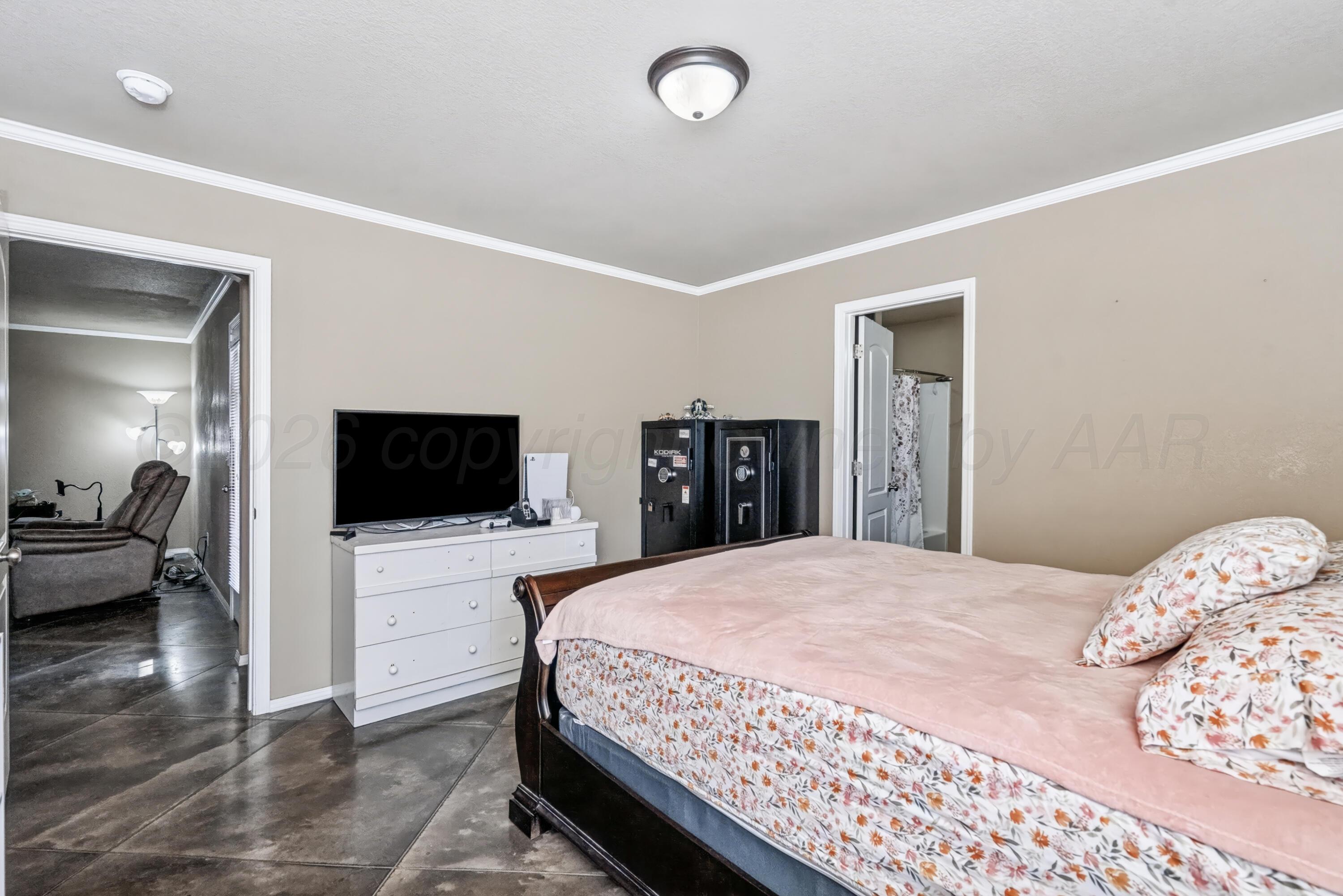 4500 S Williams Street Property Photo 17